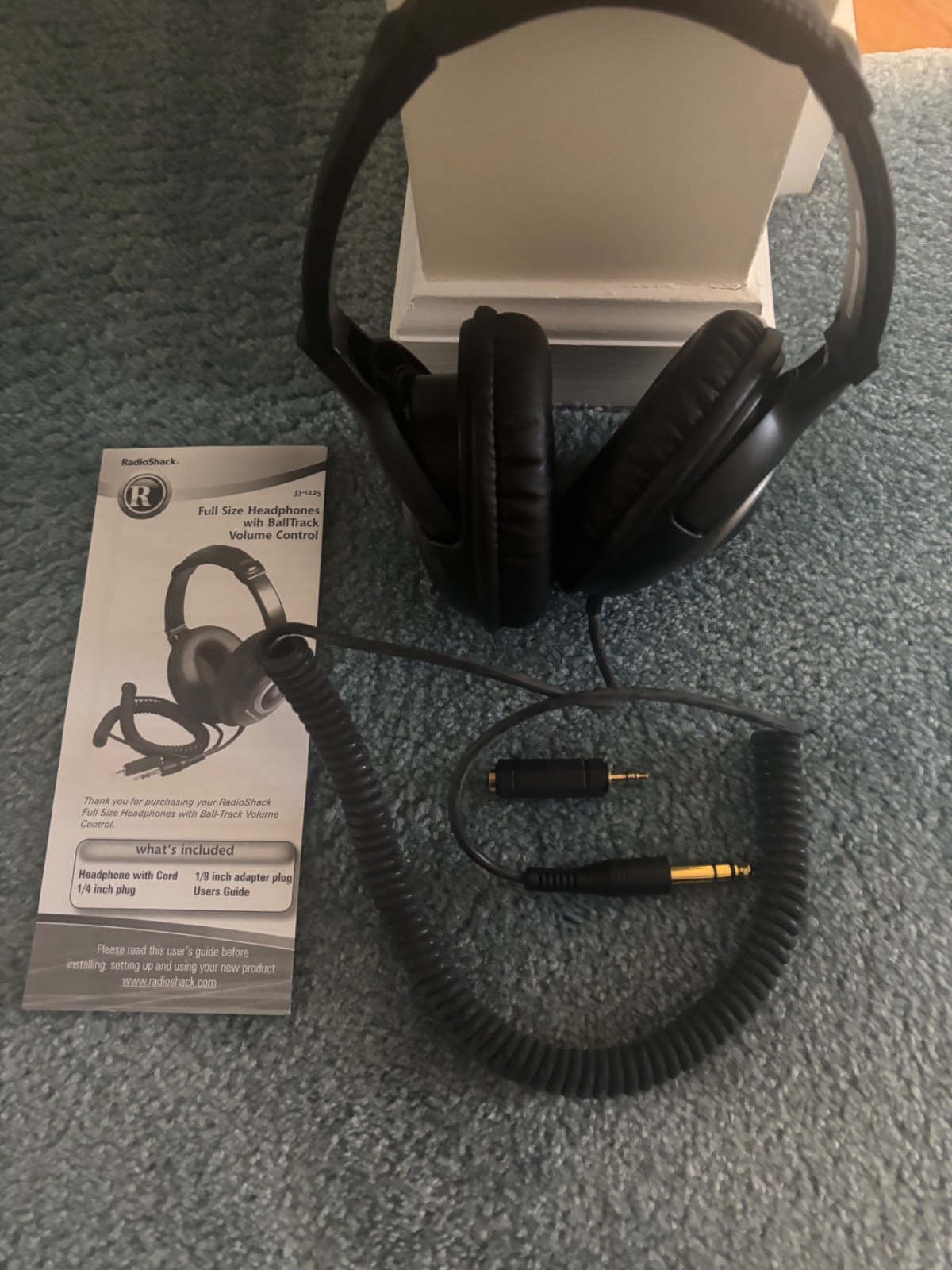 Vintage Radio Shack Full Size Headphones w Ball Track Volume Control (33-1225)