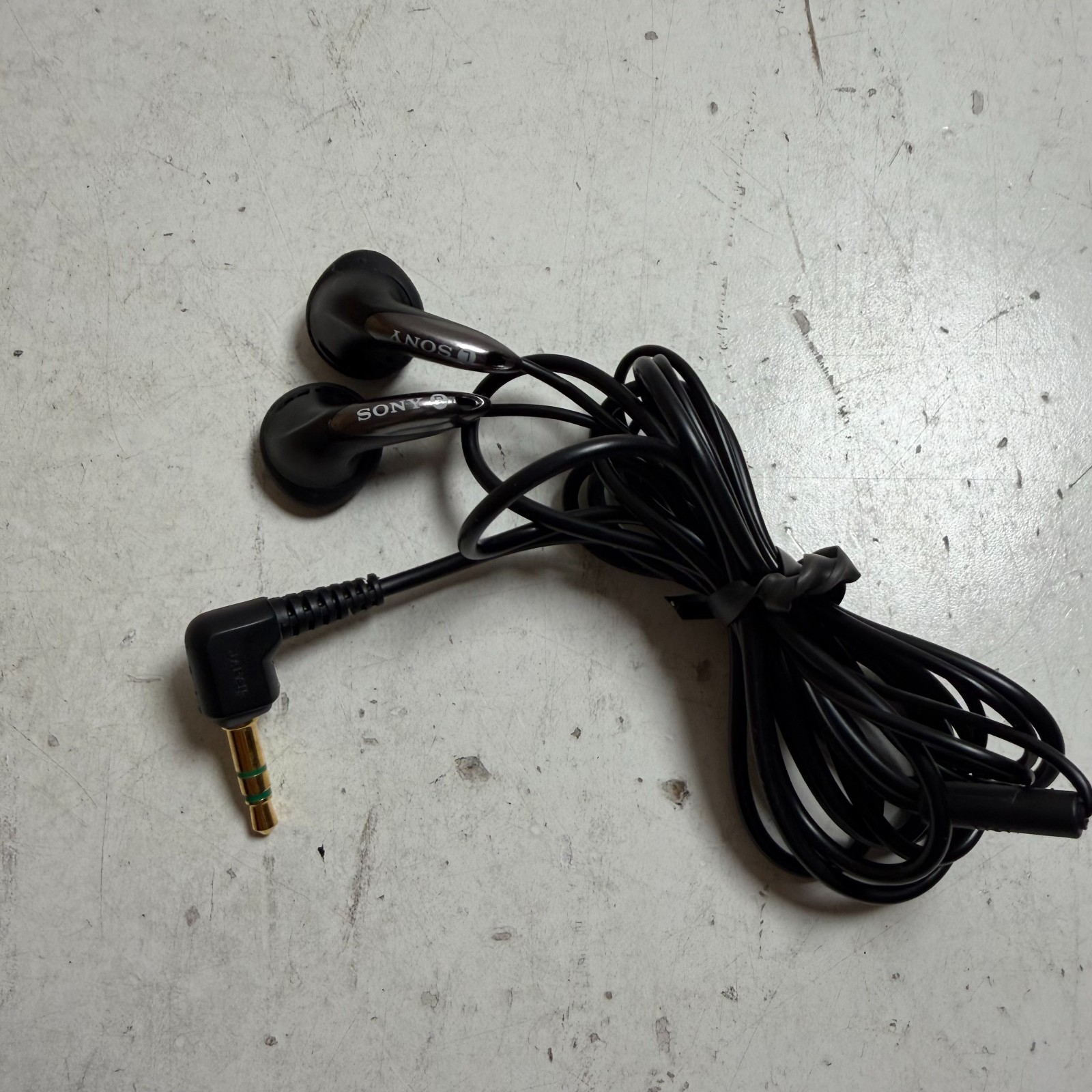 1995 Sony MDR-E837 Black Wired 3.5mm Jack 16 ohm Stereo Dynamic Earphones