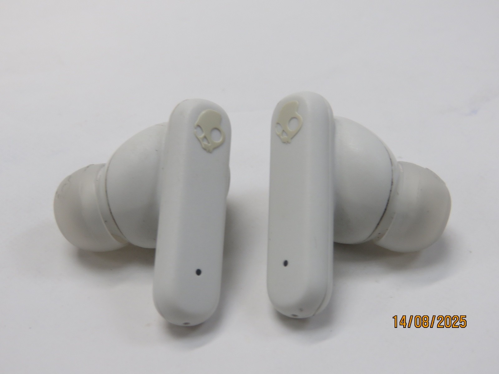 Brand New Skullcandy Smokin’ Buds Wireless in-Ear Earbuds [DX262]