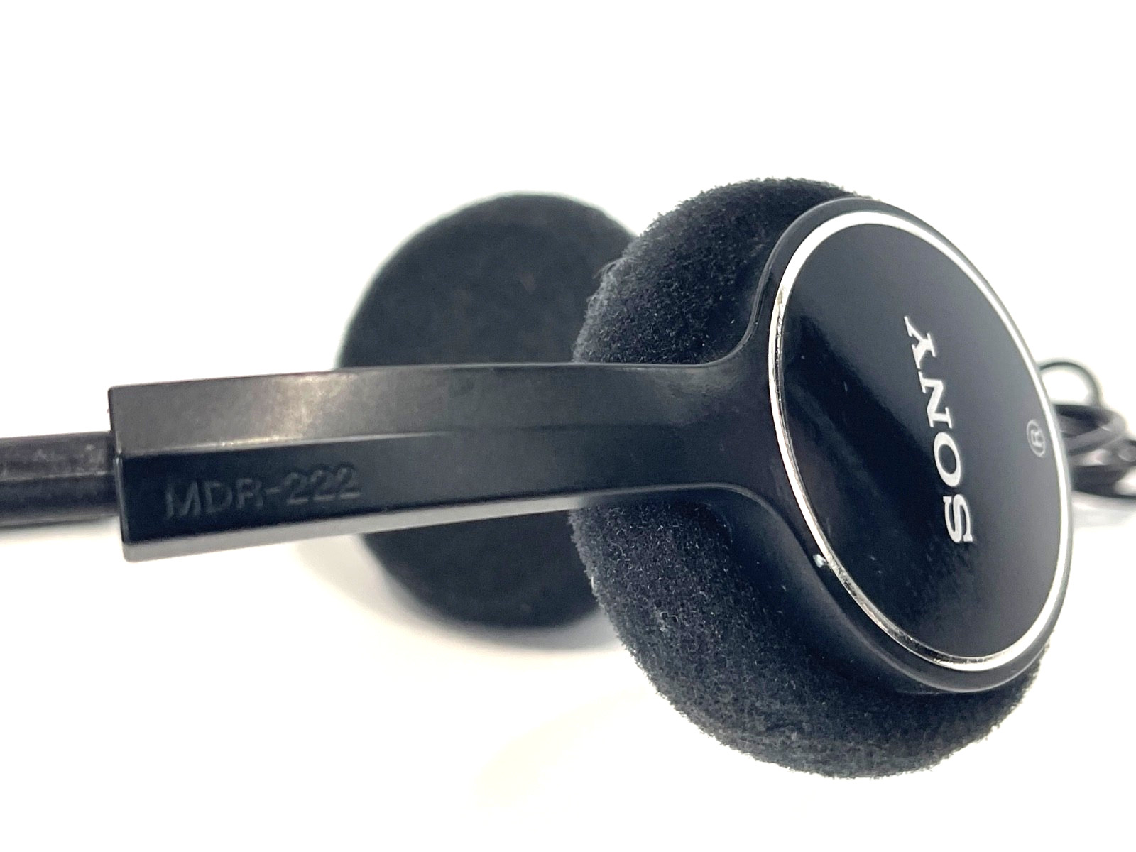 Sony MDR-222 Headphones – Made in Thailand – Excellent Working Condition