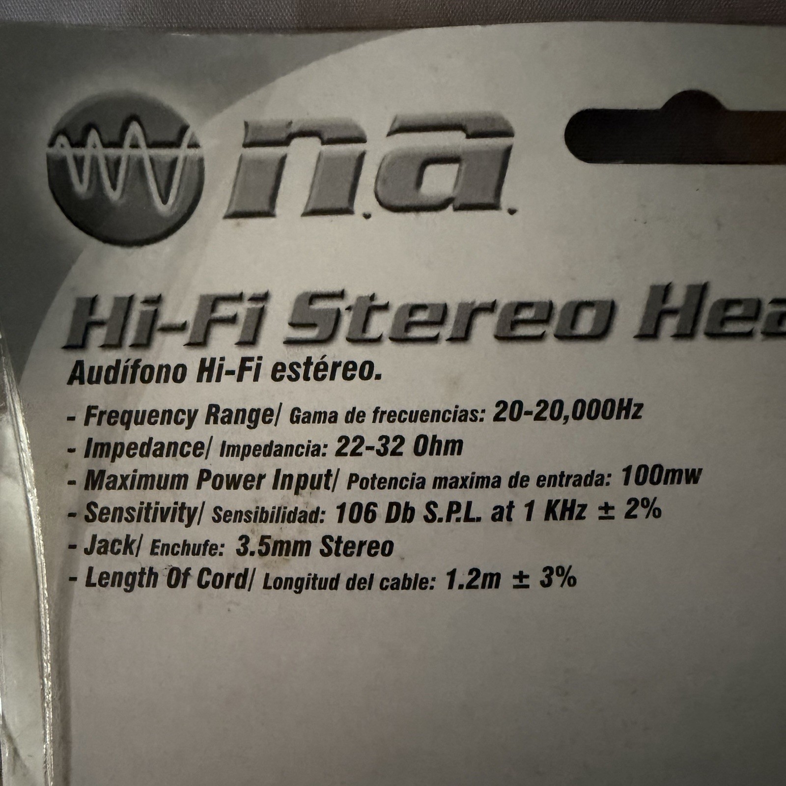 na MODEL III Hi-Fi Stereo Headphones 3.5mm Jack 20-20kHz 22-32ohm 1.2m Black