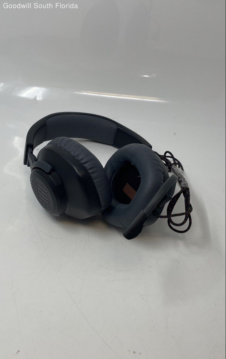 JBL Quantum 100 Black Wired Over-Ear Microphone Headphone Not Tested