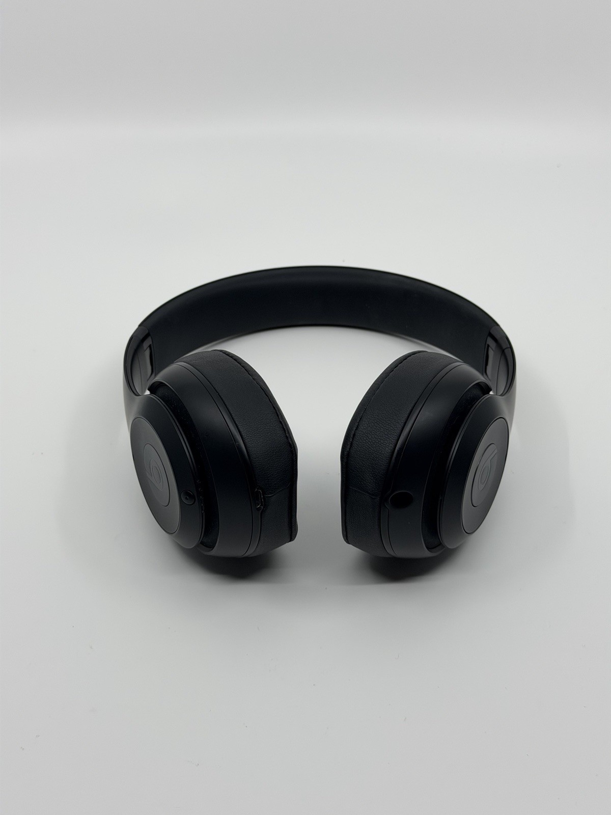 Beats by Dr. Dre Studio3 Over the Ear Wireless Headphones – Black