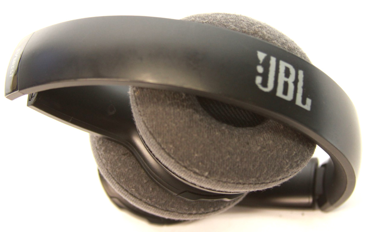 Wholesale LOT of 4 JBL Wireless Bluetooth Headphones Repair Parts AS-IS