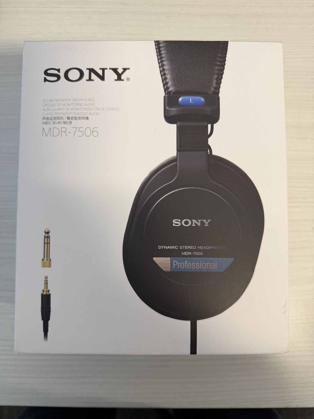 Sony MDR-7506 Over the Ear Headphones – Black