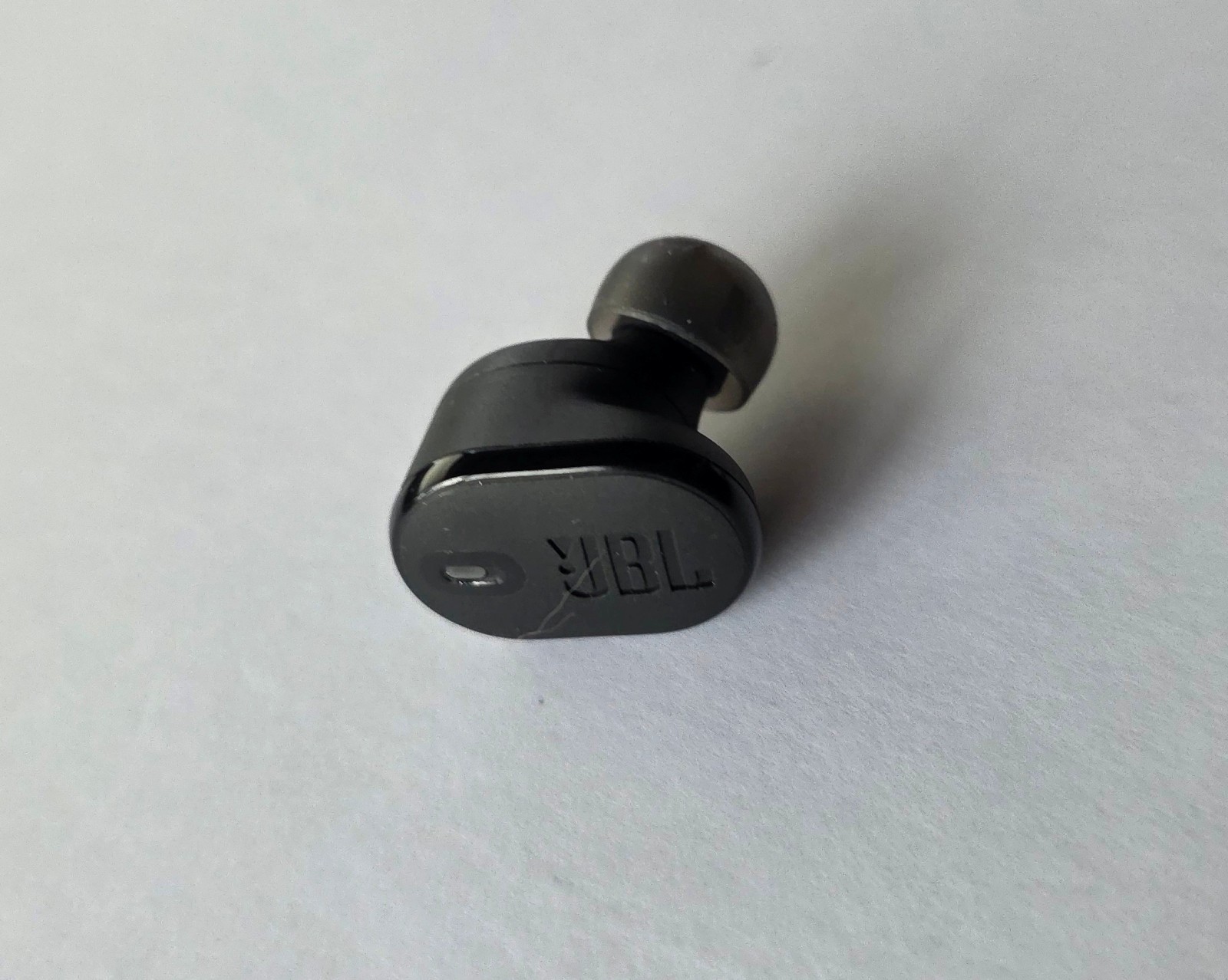 Unused OEM Black JBL Tune Buds 2 True Wireless RIGHT SIDE ONLY Earbud in Bulk Pk