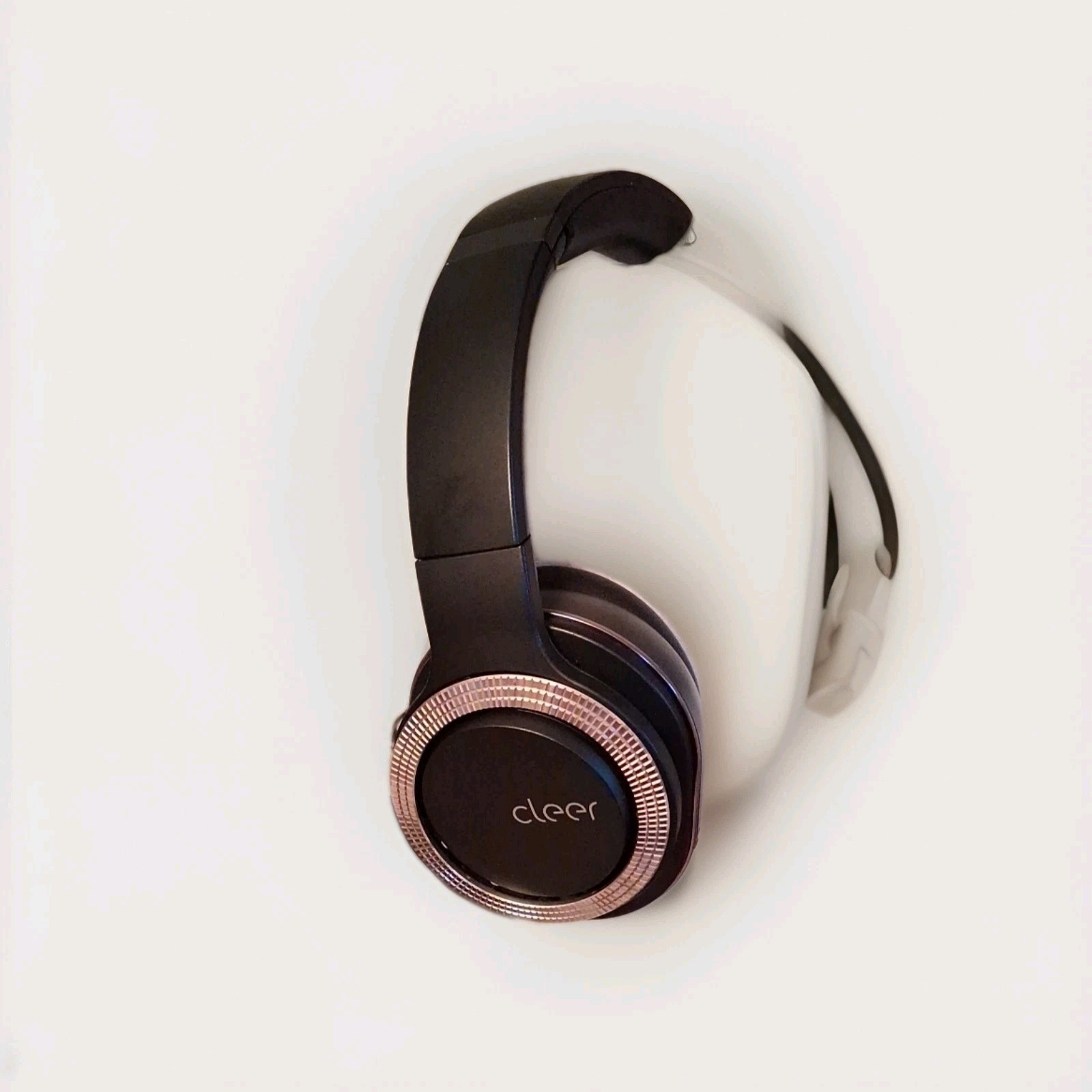 Cleer FLOW – Black Wireless Noise Canceling Headphone