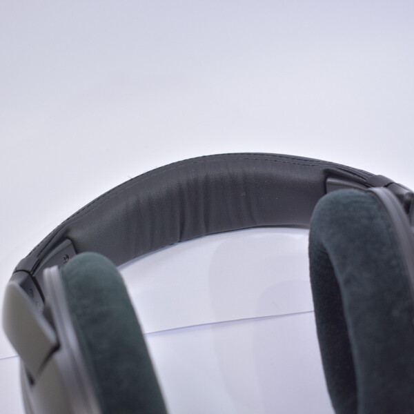 Sennheiser HD 598 SR Open-Back Headphones Japan