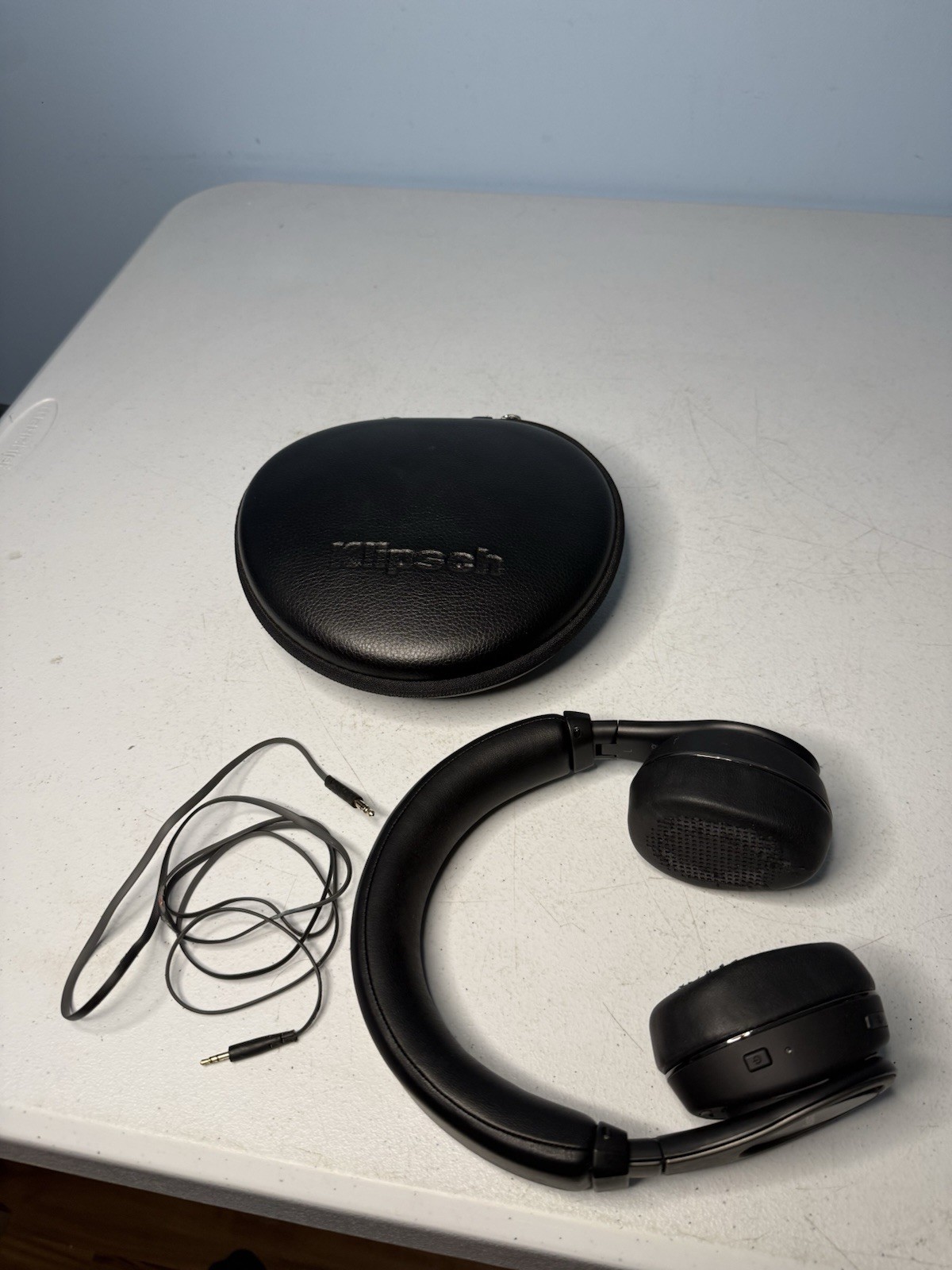 Klipsch Over-Ear Headband Headphones Black Double Earpieces with Carrying Case