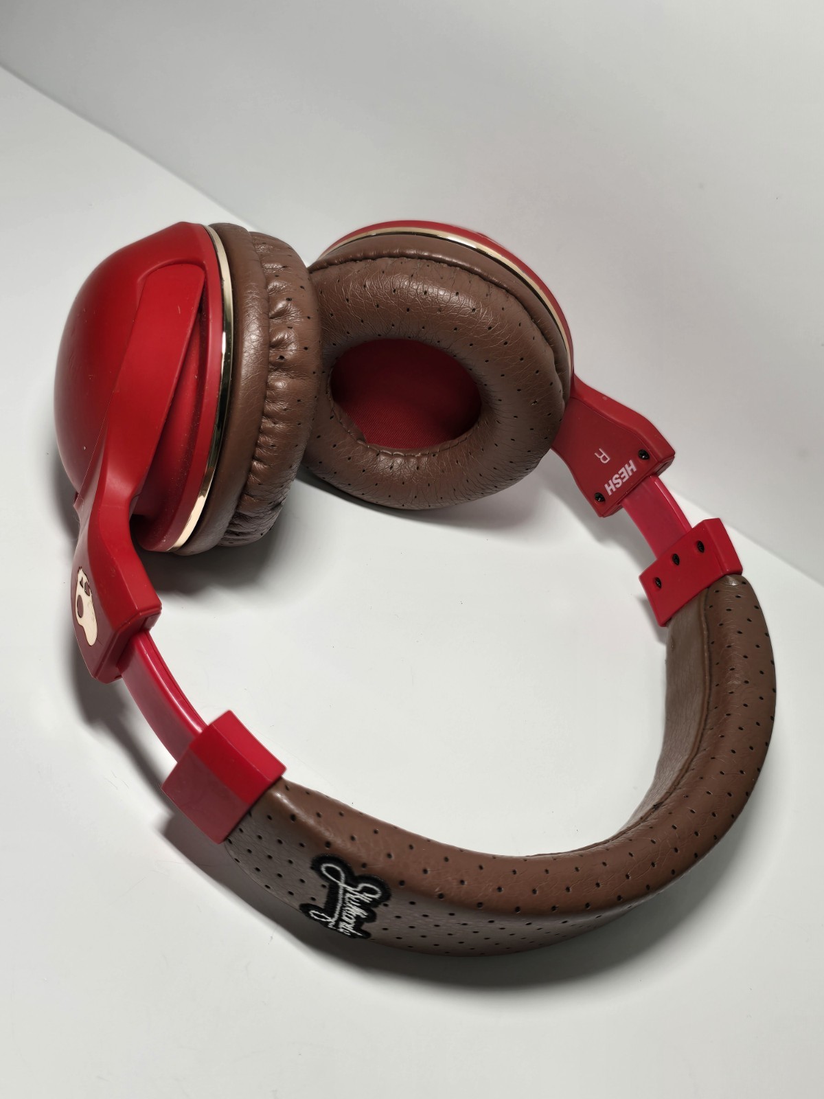 Skullcandy Hesh Brown And Red First Generation Headphones Operational