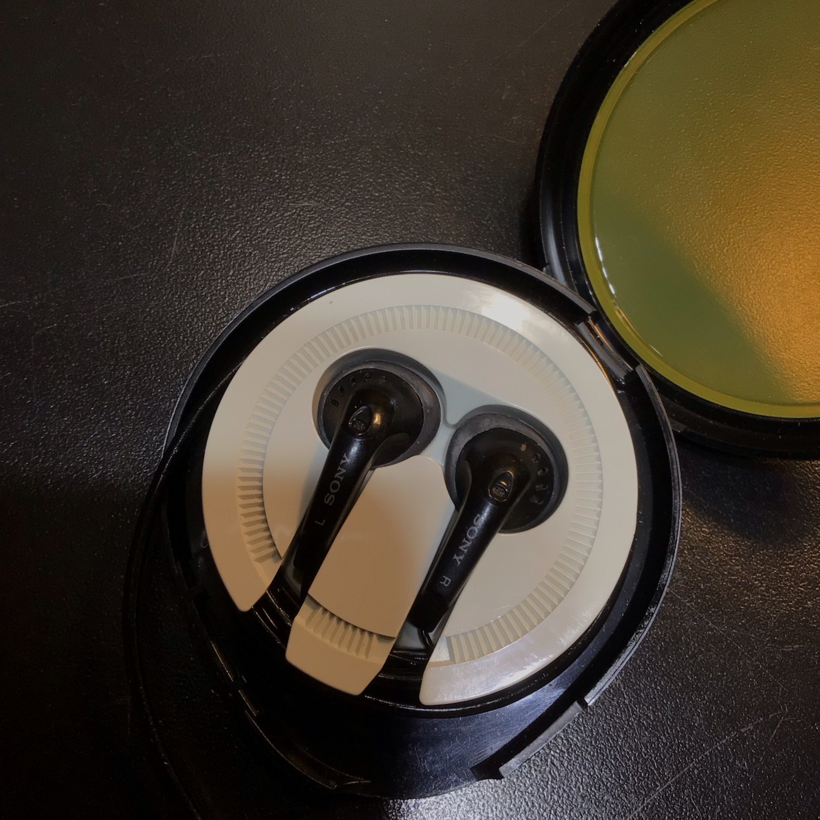 Vintage Sony In-Ear Headphones MDR-E535 Earbud Earphones 3.5MM | TESTED