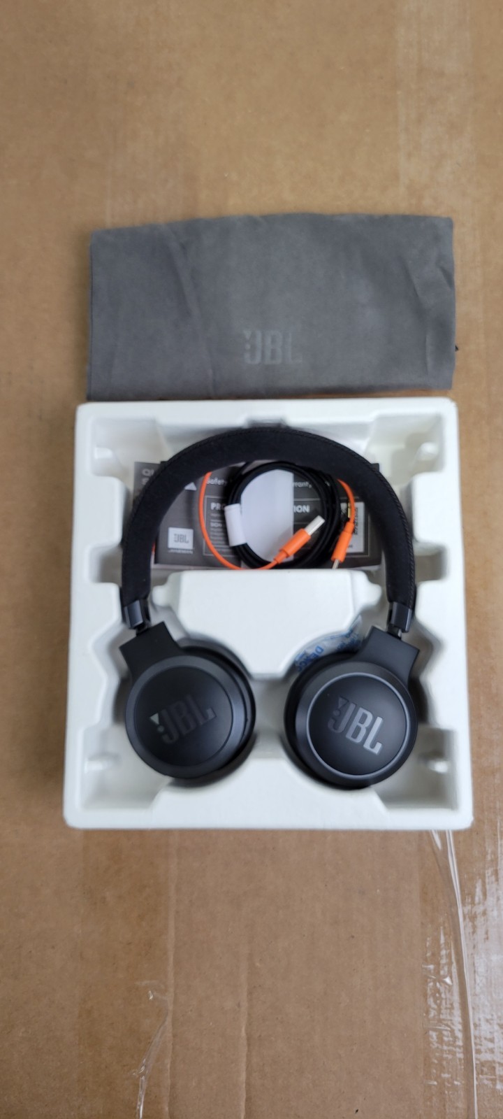 JBL Live 675NC Bluetooth Headphones Black