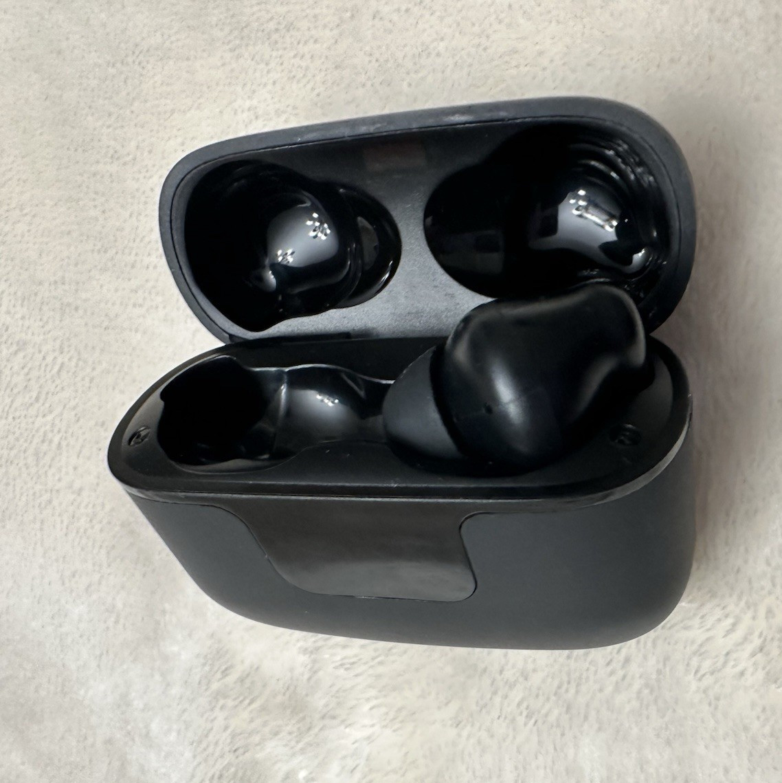 iHome XT-89 Bluetooth Earbuds – Right Earbud Only & Charging Case – Black