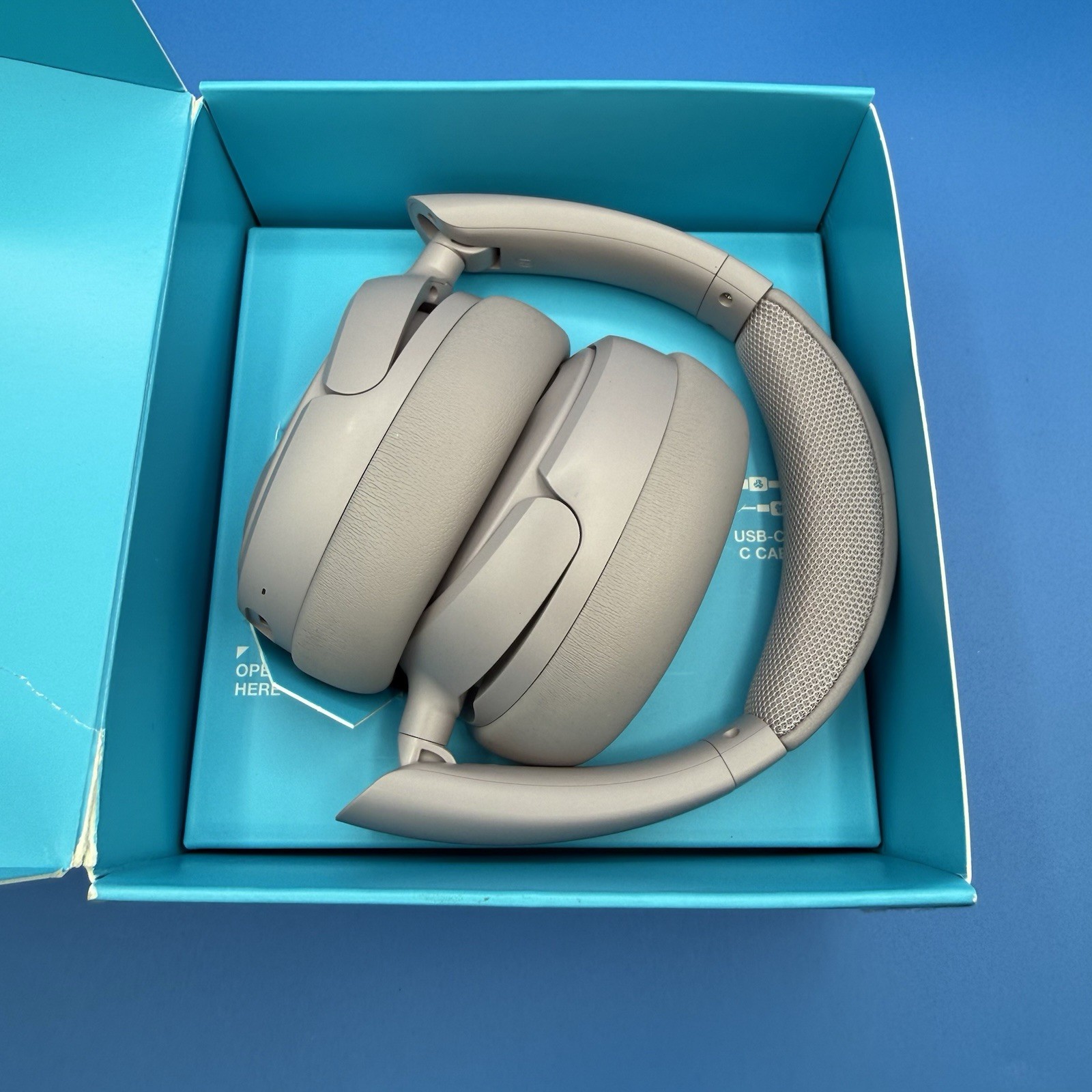 JLab JBuds Lux ANC Wireless Over-Ear Headphones – Cloud White