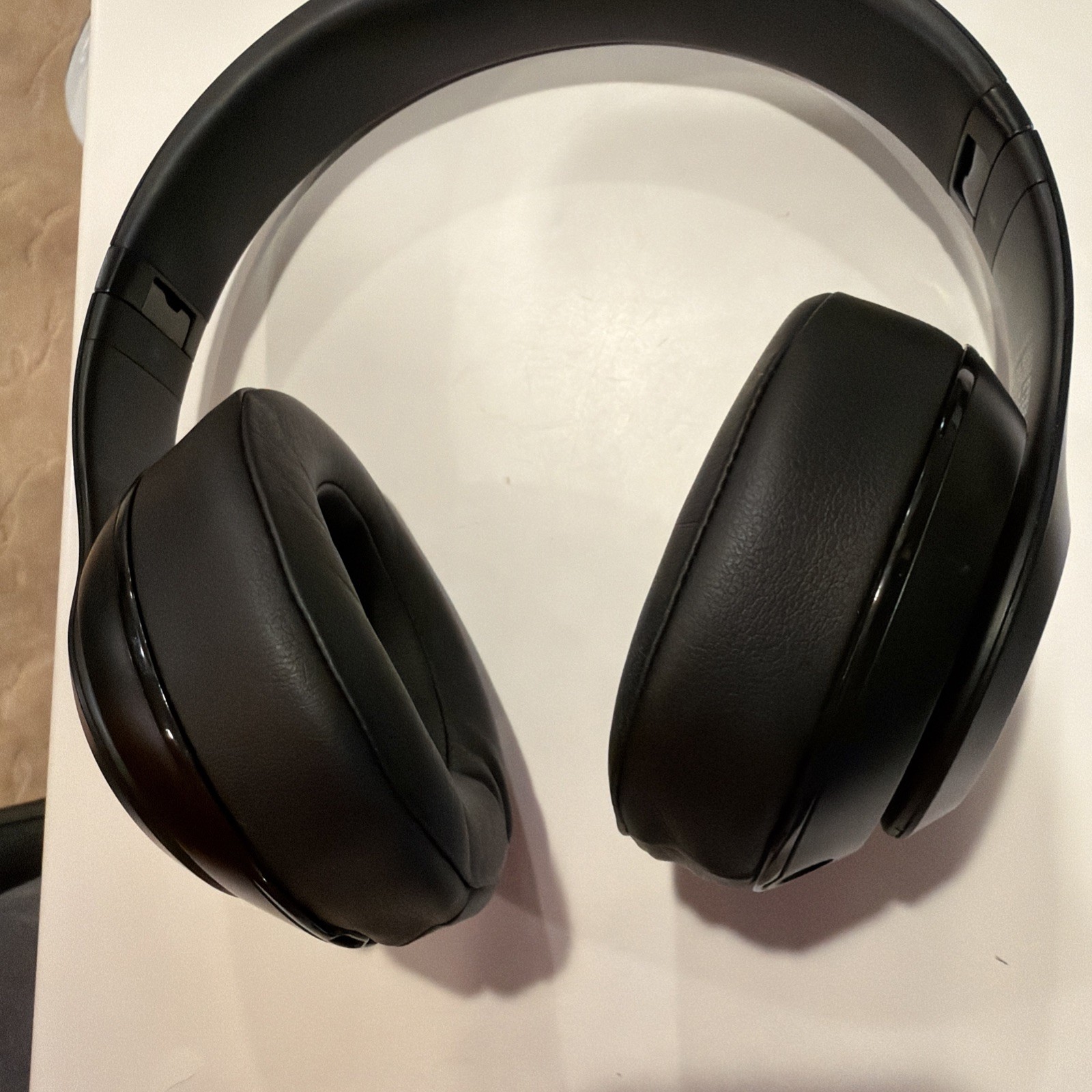 Beats by Dr. Dre Studio3 Over the Ear Wireless Headphones – Black