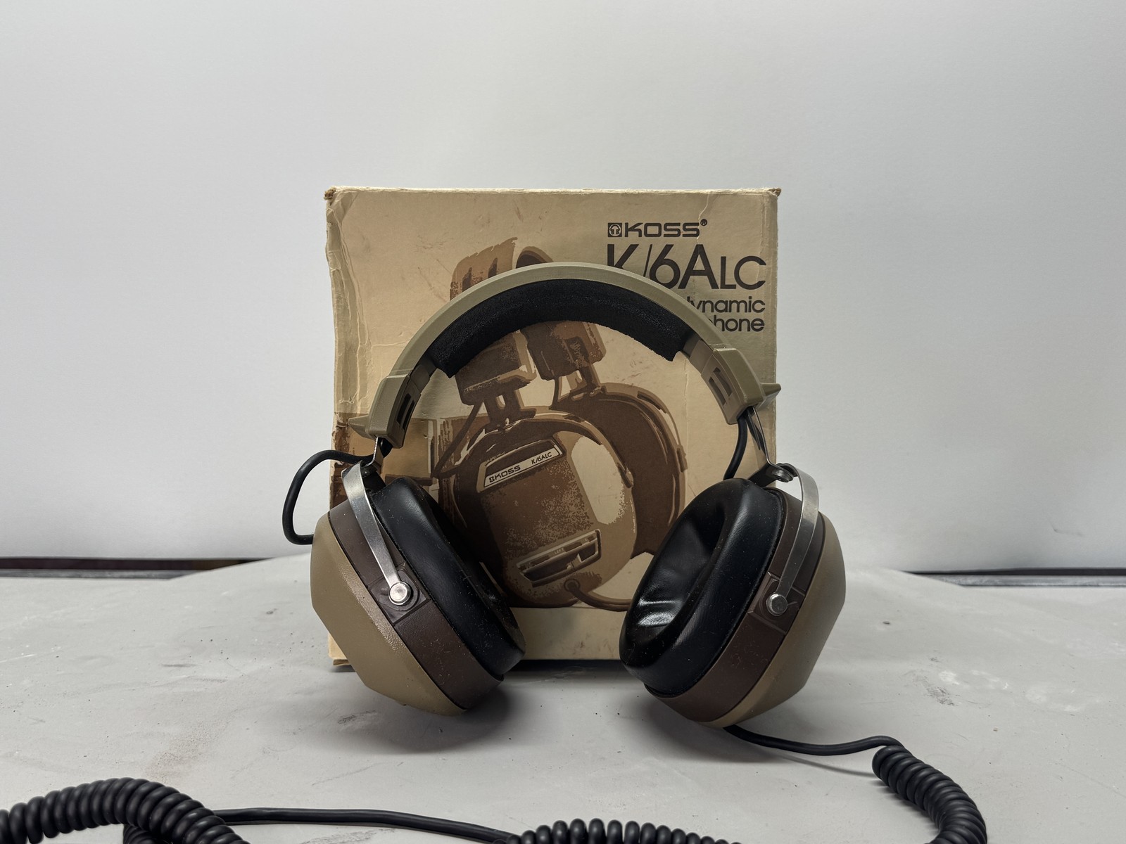 Koss K/6ALC Headphones Vintage Stereo Over Ear Wired HiFi Home Audio