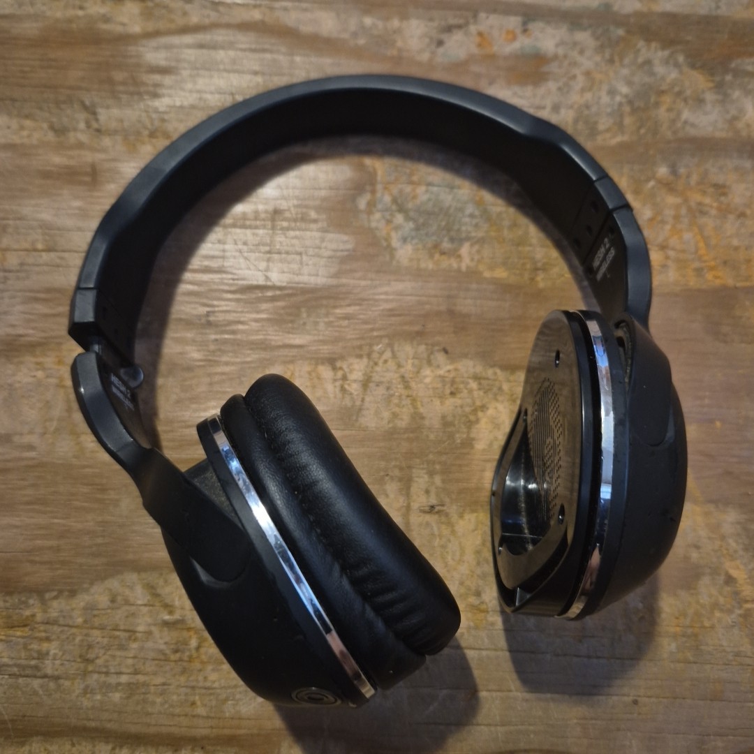 SkullCandy Hesh 2Black Bluetooth OverEar Headphone For Parts