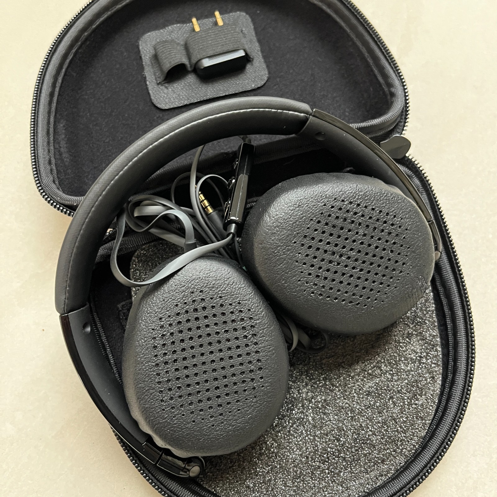 Klipsch Image One Second Gen Headphones – Tested & Working Perfectly w/ Case