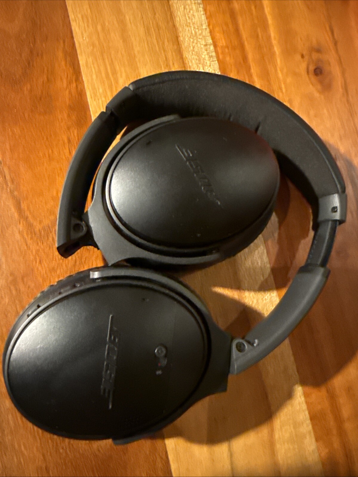 Bose QuietComfort 35 Over the Ear Wireless Headphones – Black
