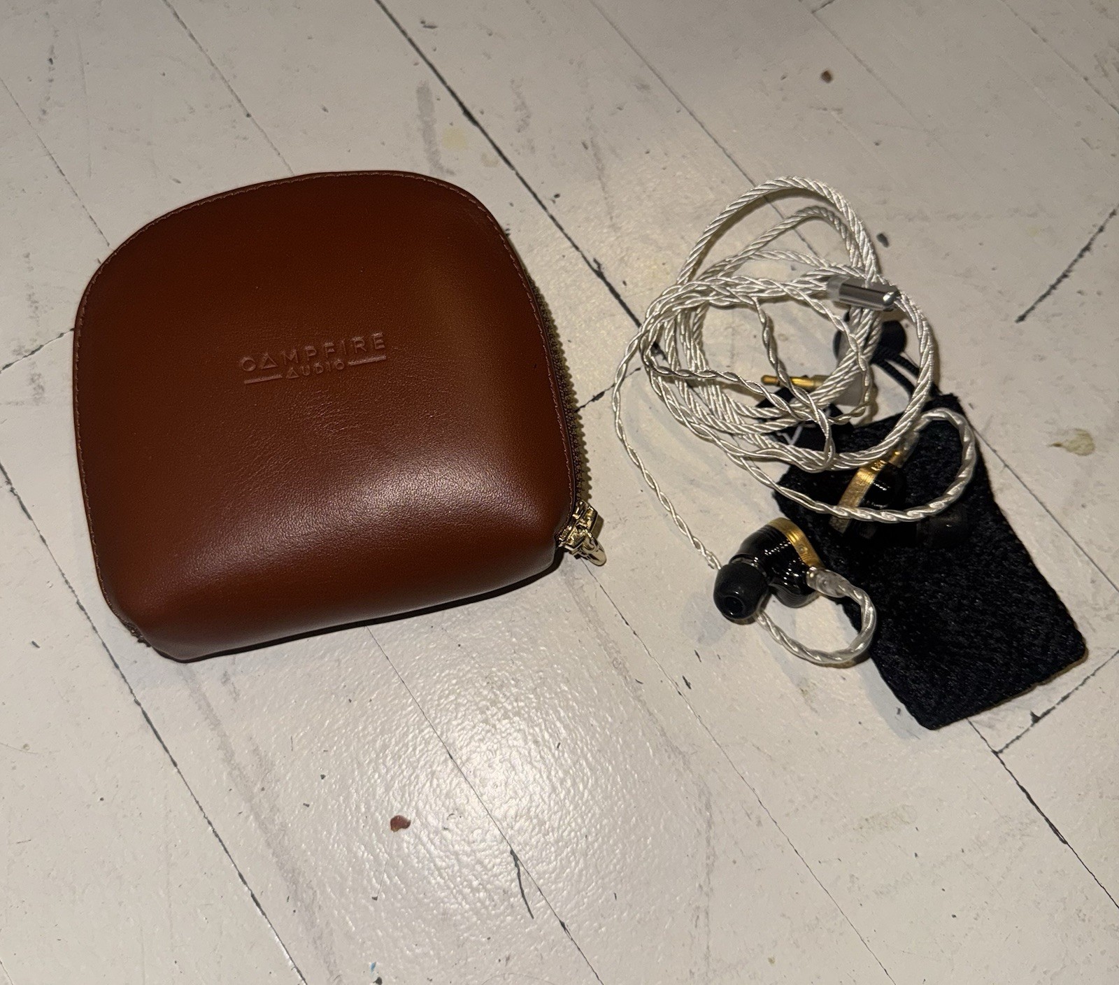 Campfire Audio Solaris In-Ear Headphones Black Gold 3.5mm w/ Case & Packaging
