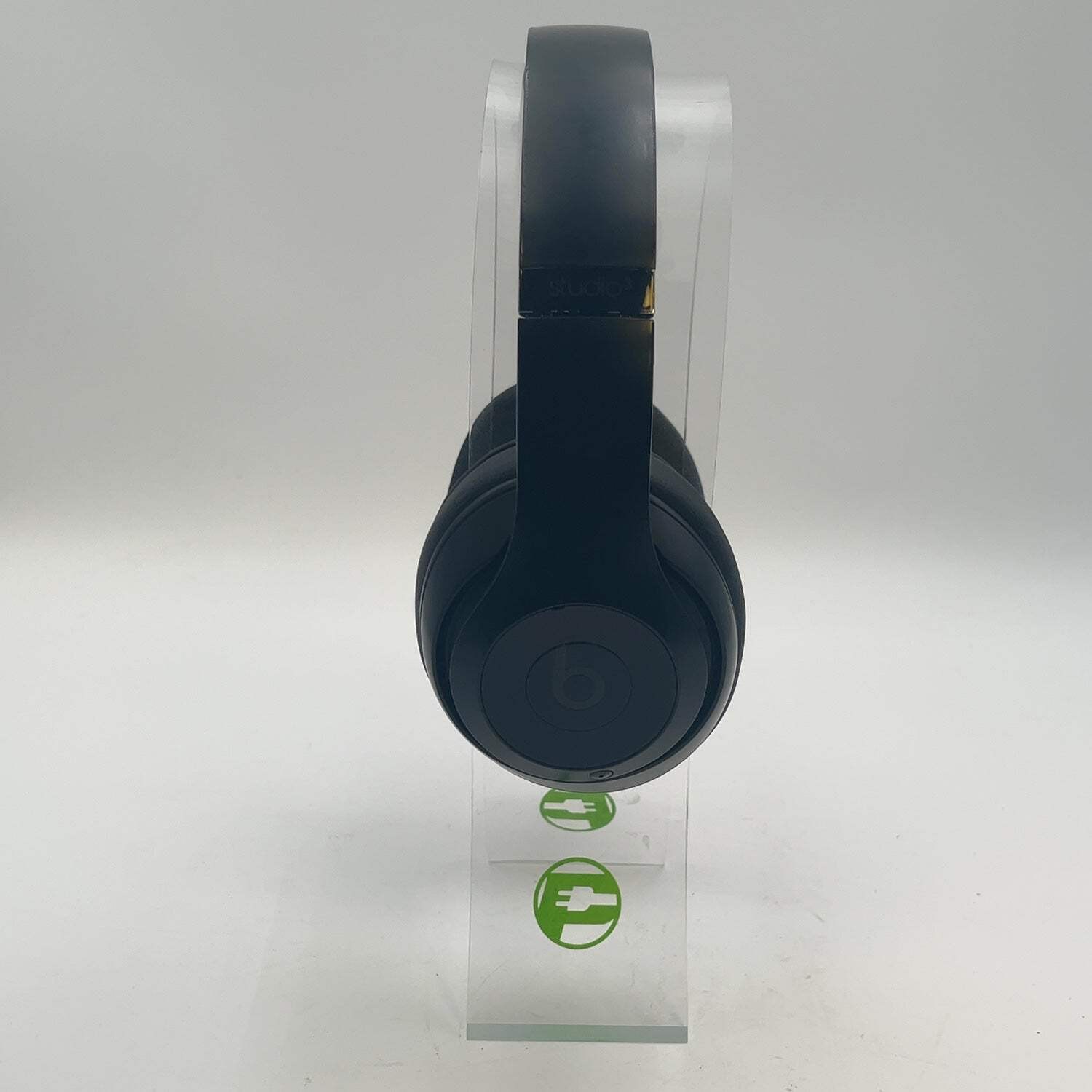 Beats Studio3 Wireless On-Ear Bluetooth Headphones Black MX3X2LL/A
