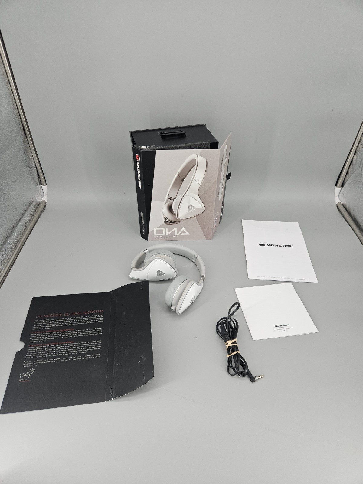 Monster DNA On Ear Headphones Wired White Gray With Box Tested