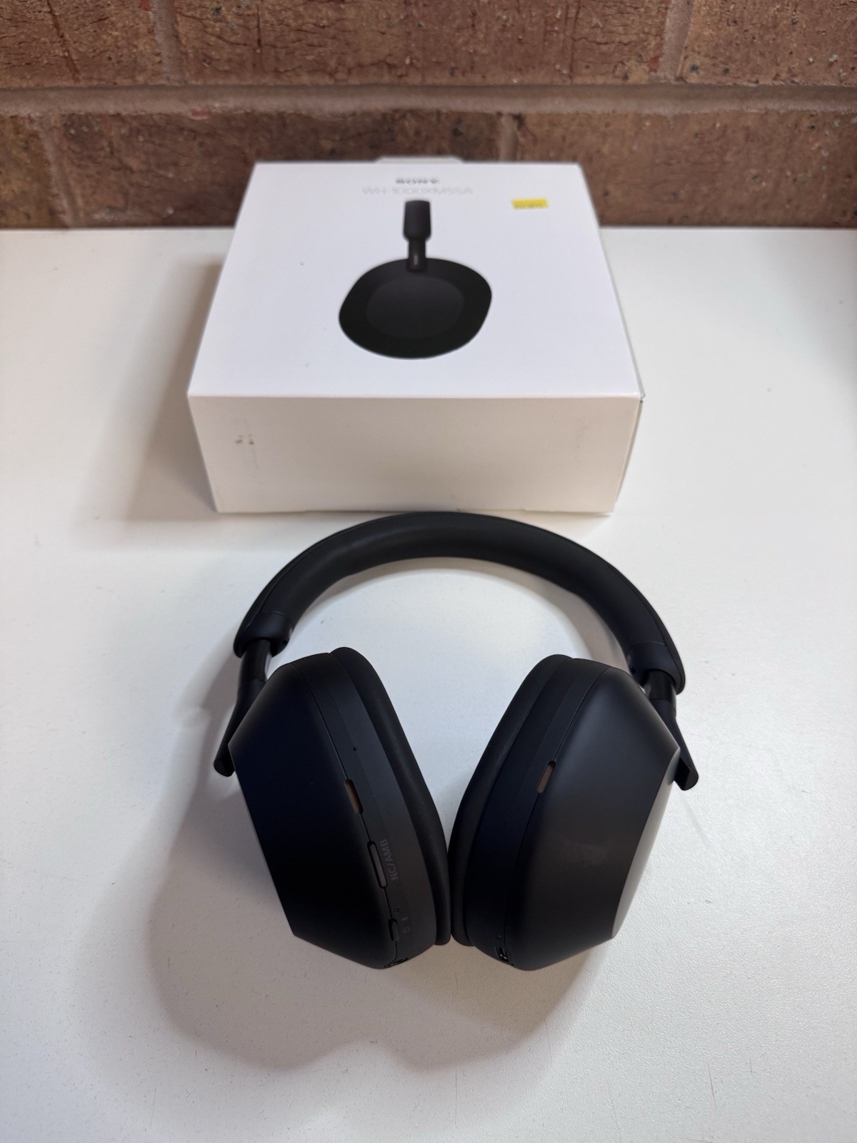 Sony WH1000XM5/SA Pro Headphones – Active Noise Cancelation, Integrated Mic