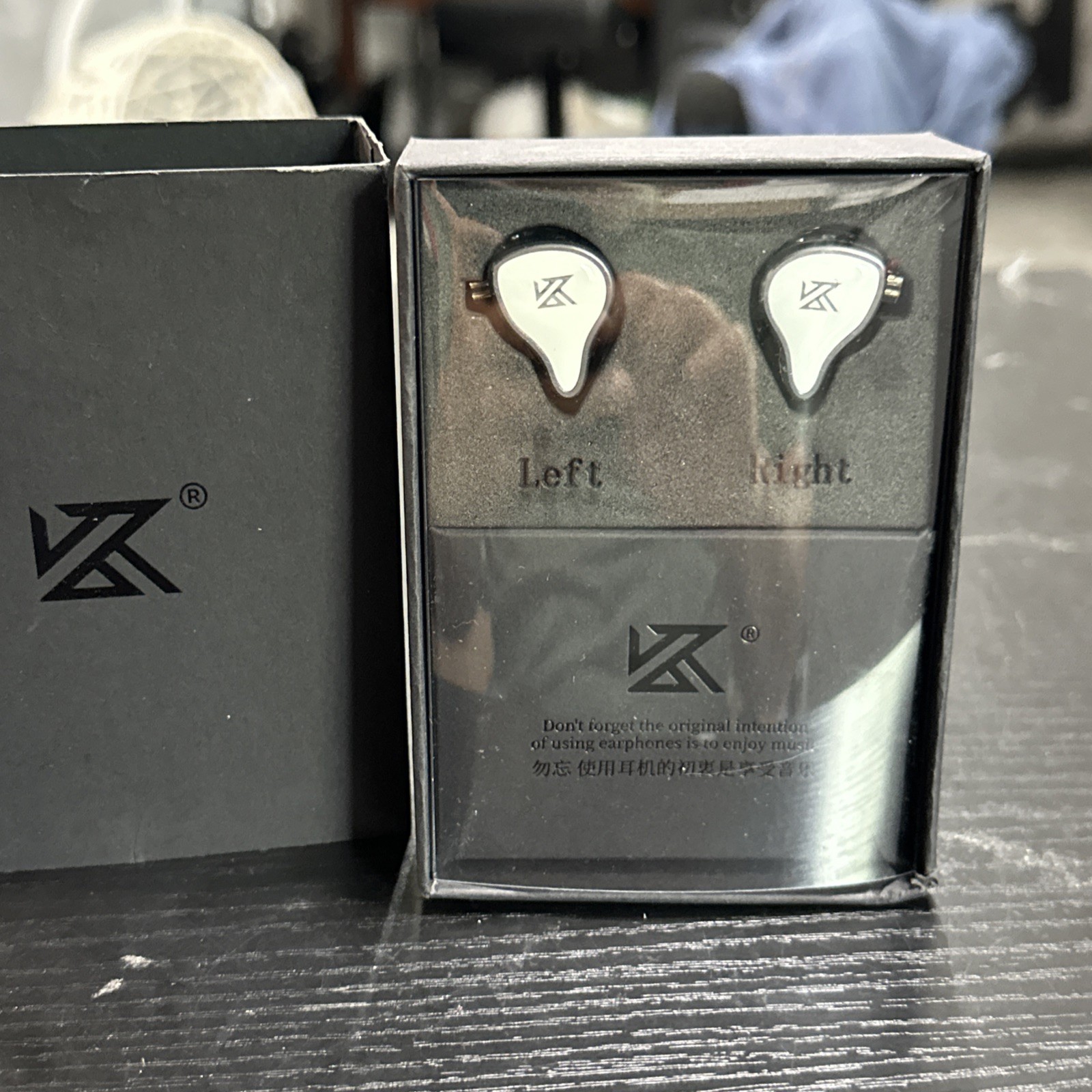 KZ ZAS in Ear Monitor Earphone 7BA+1DD 8 Unit Hybrid Technology IEM Headphones