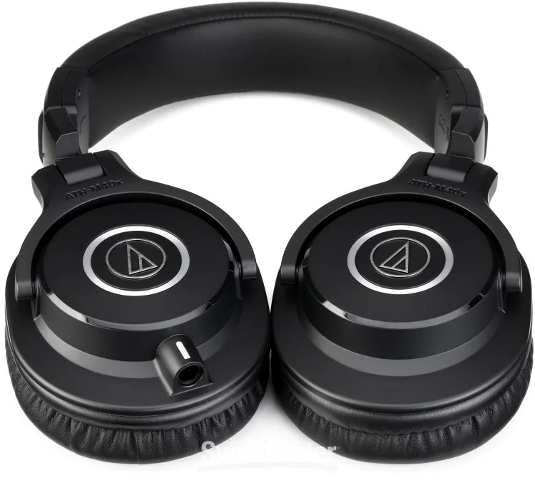 Audio-Technica ATH-M40x Closed-back Studio Monitoring Headphones