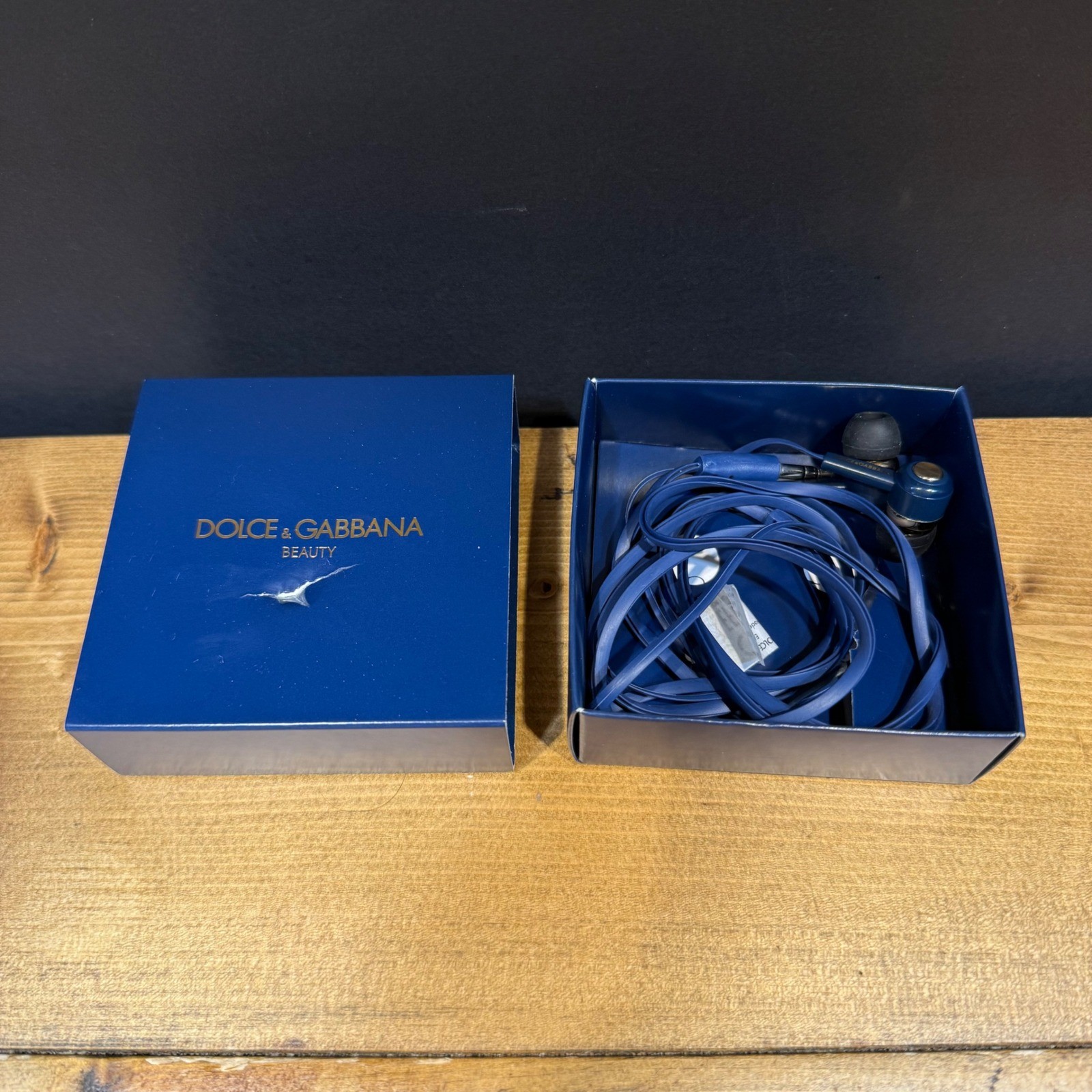 Dolce & Gabbana Beauty Wired Earphones Earbuds Navy Blue Gold w/ Original Box