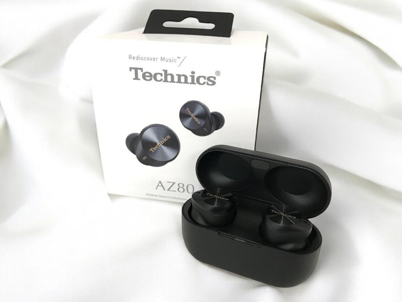 Technics EAHAZ80 Completely Wireless Earphones Noise Canceling w/ Box Used
