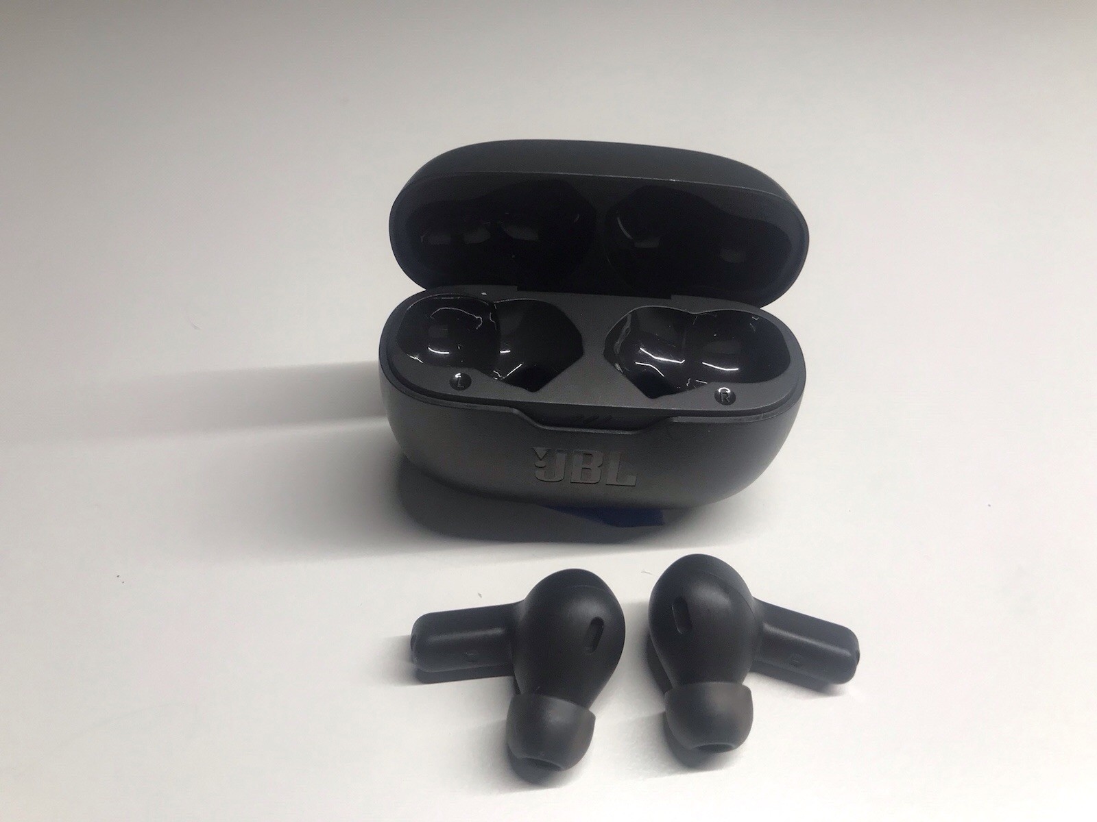 JBL – Vibe Beam True Wireless Earbuds – Black –