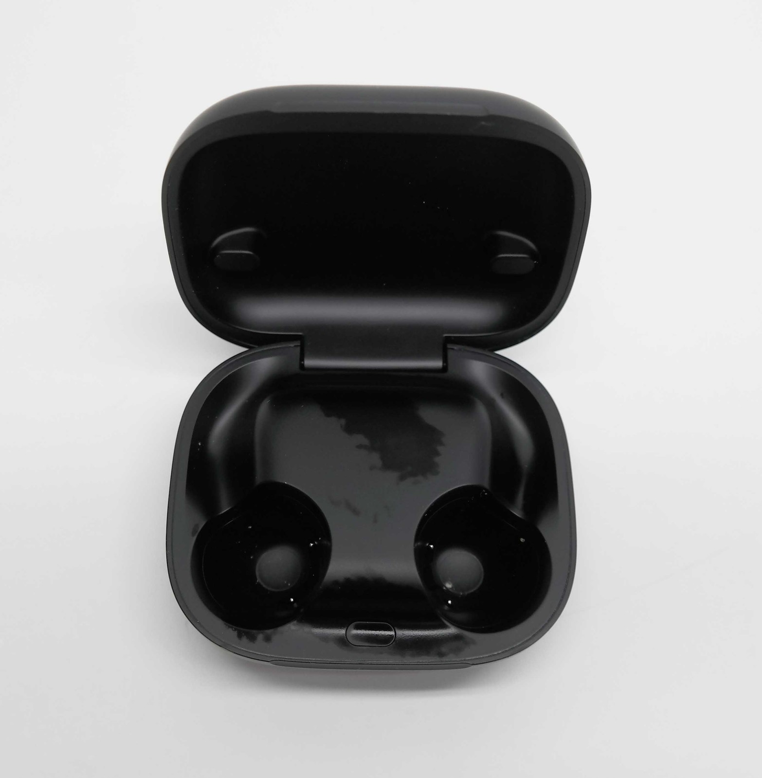 Beats Powerbeats Pro 2 Charging Case A3160 Replacement ‎MX723LL/A – Jet Black