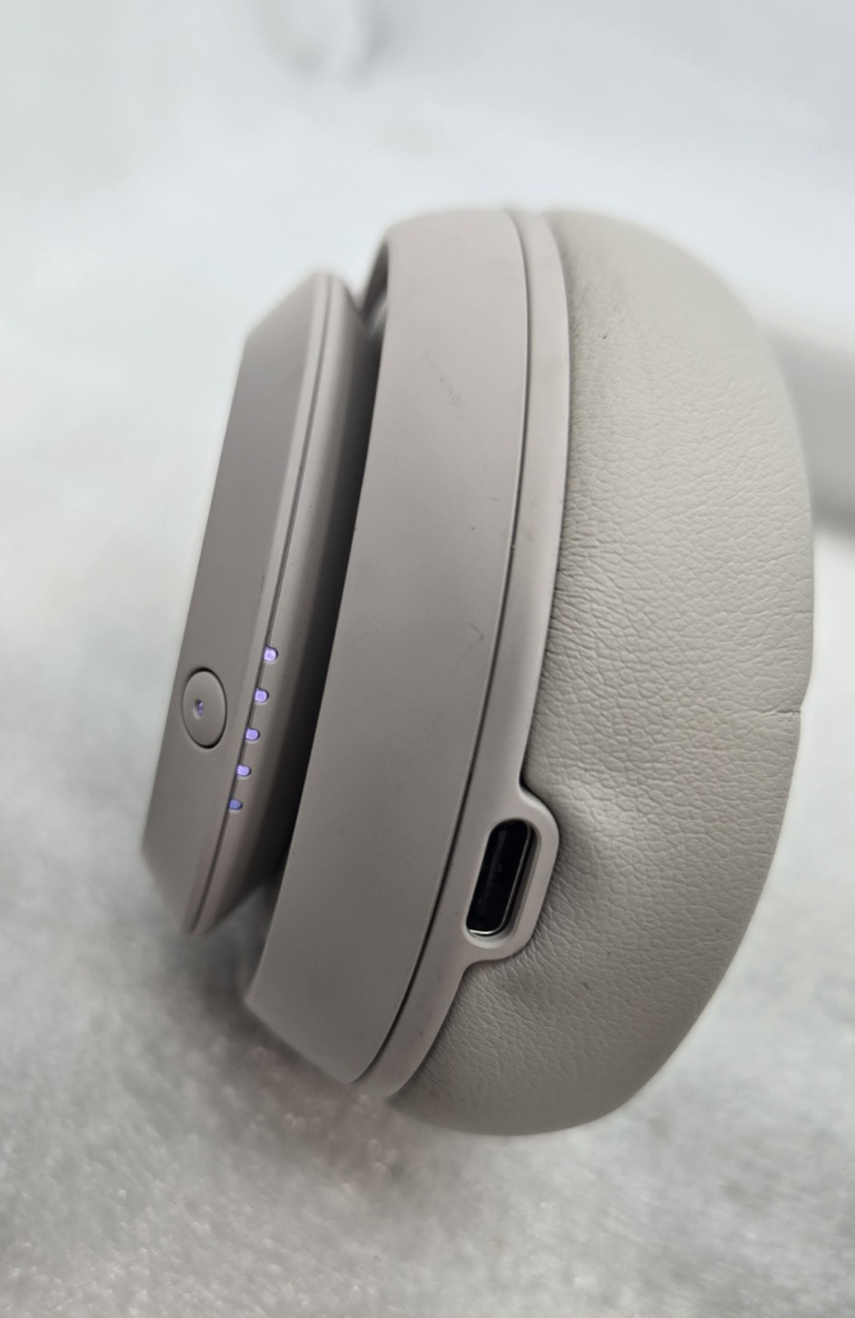 Beats Studio Pro Wireless Over Ear Headphones Sandstone FAST FREE SHIPPING b