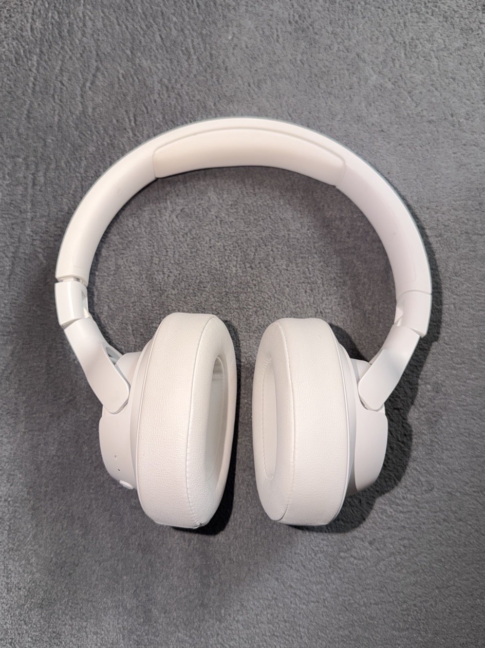 JBL Tune 710BT, Wireless Over-Ear Headphones, White