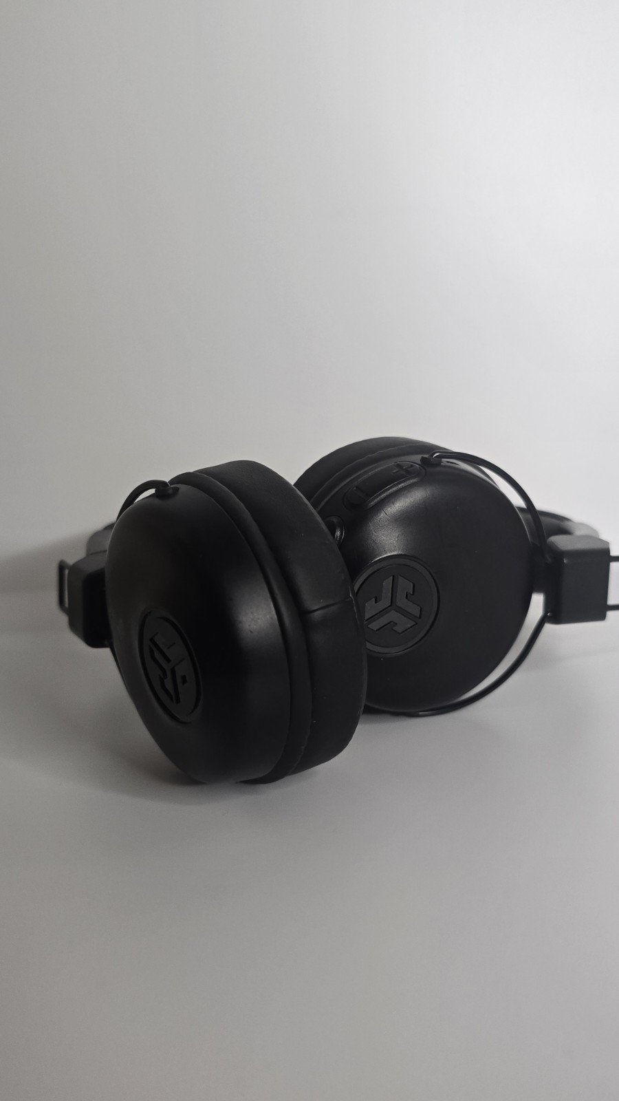 JLab Black On-Ear Headphones Headband Double Earpieces Ear-Pad (On the Ear)