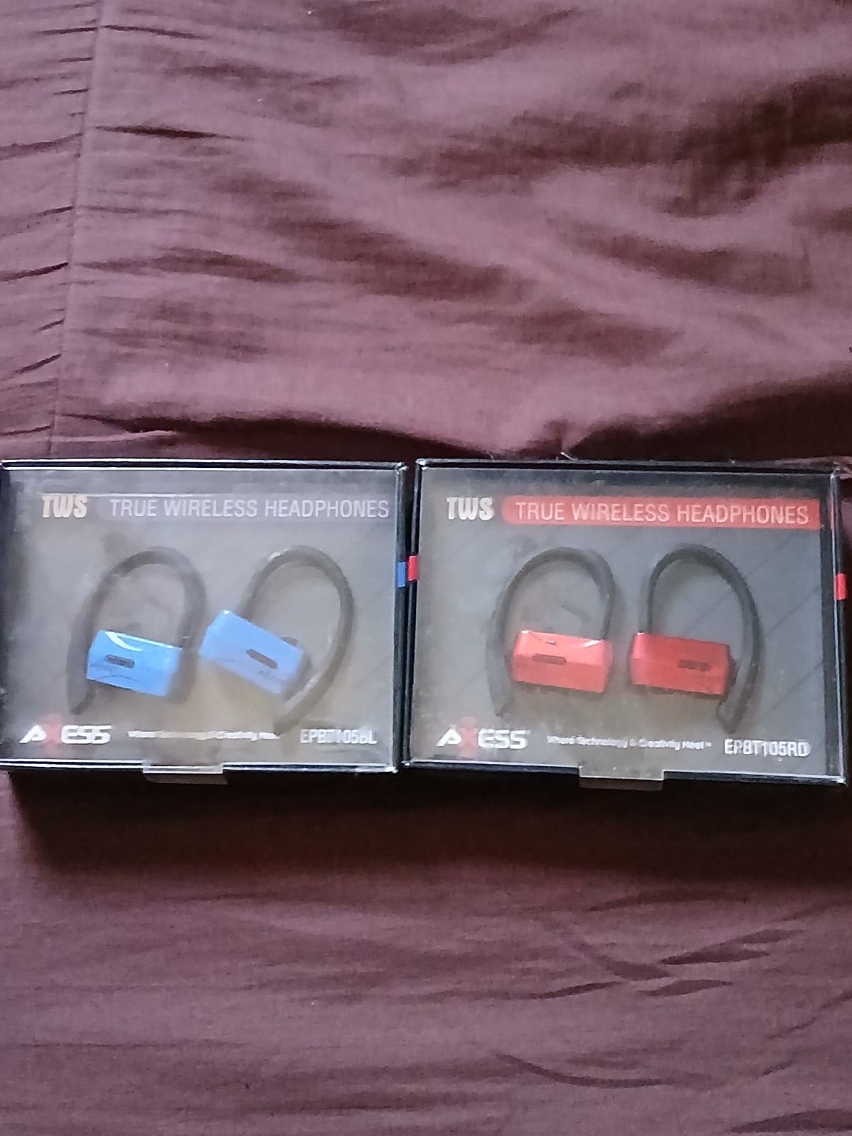 AXESS EPBT105 True Wireless Bluetooth Ear-Hook Earbuds w/ Mic Lot of 2 Blue/Red