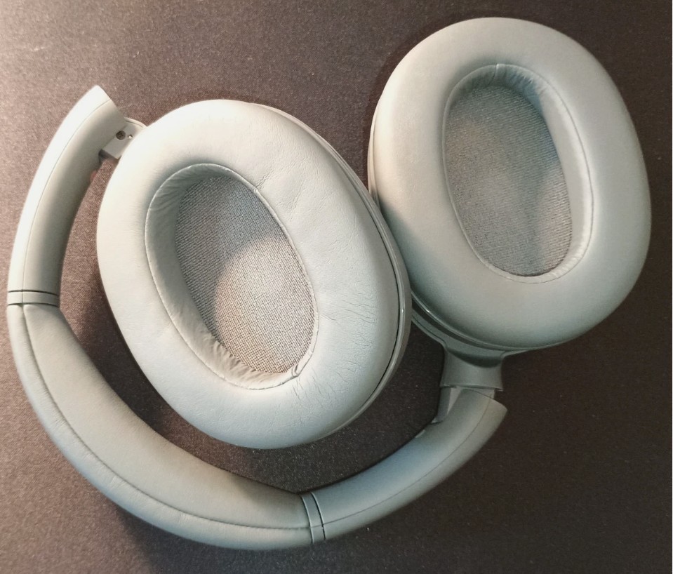 Sony WH-ULT900N ULT WEAR Wireless Noise Canceling Headphones – Forest Gray –