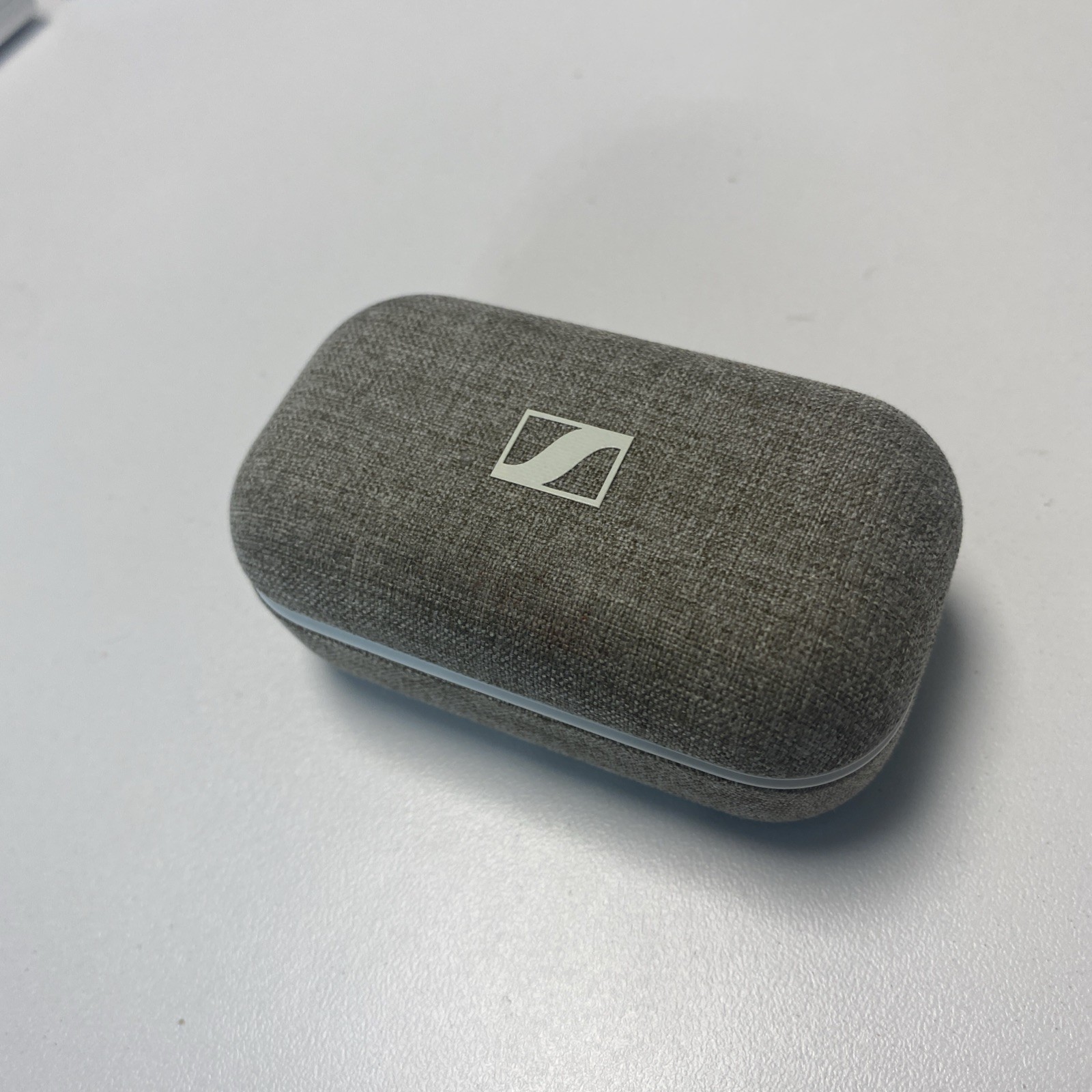 Sennheiser M3IETW2C True Wireless Momentum 2 Bluetooth Earbuds White