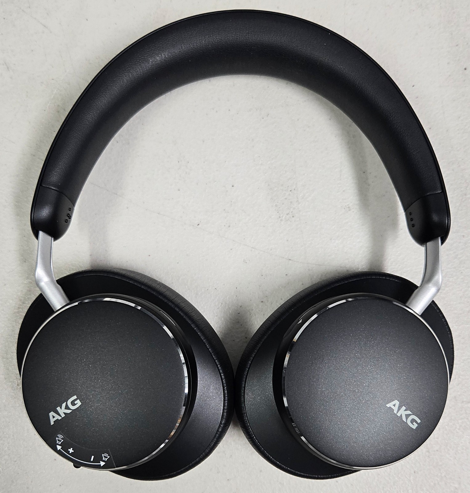 AKG N9 Hybrid Wireless Headphones – Hi-Res Audio + ANC
