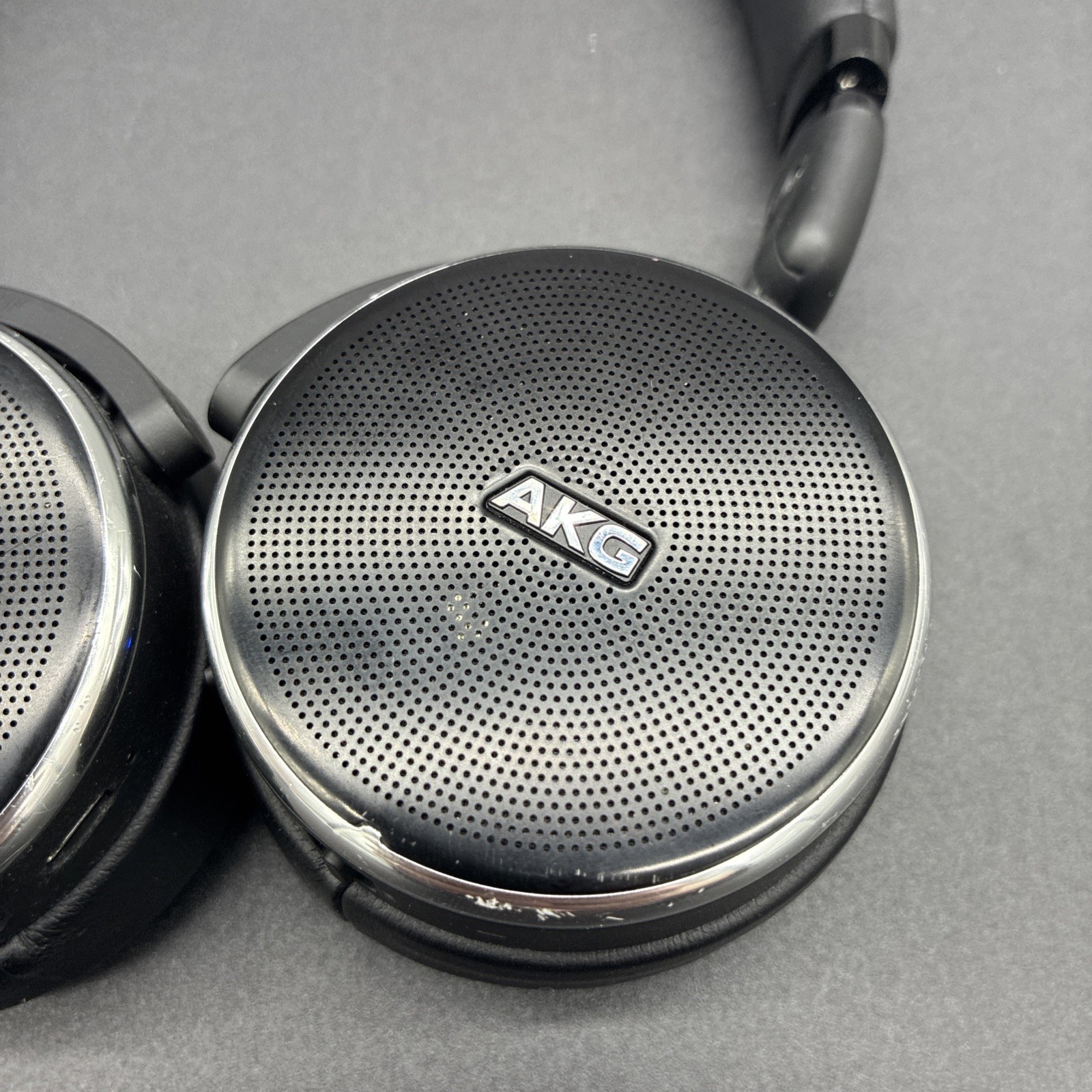 AKG N60NC Bluetooth Wireless Noise Cancelling Headphones Black Tested