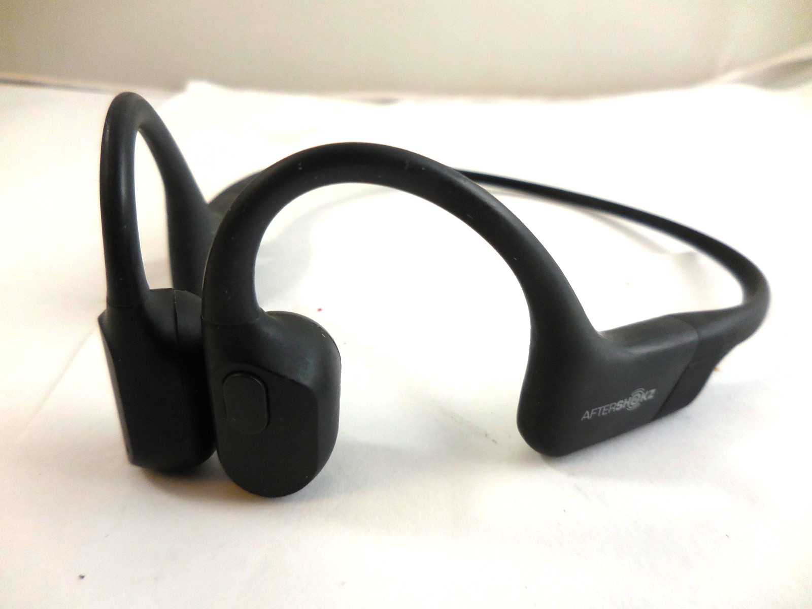 Shokz Aeropex Bone Conduction Open-Ear Wireless Headphones – AS800