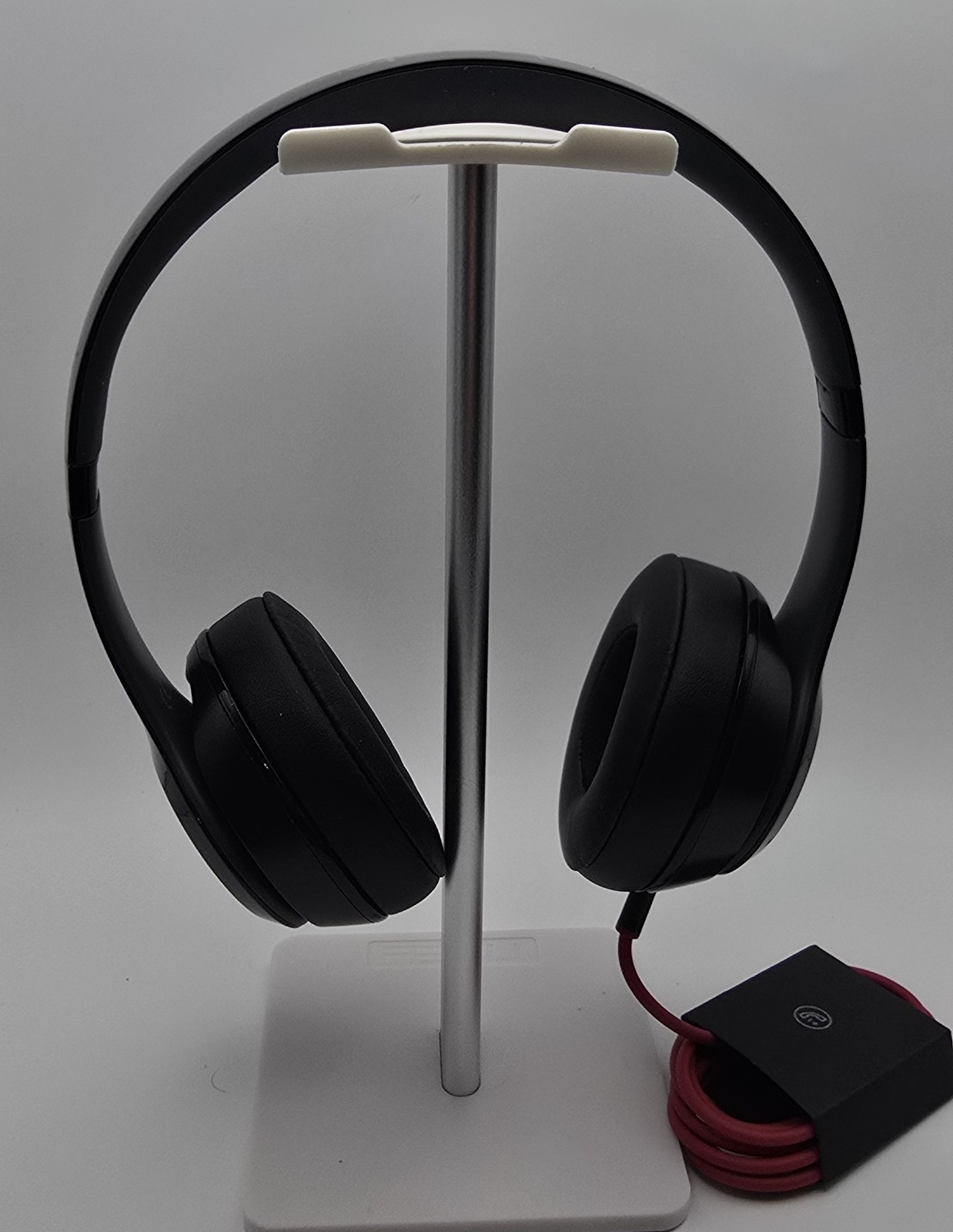 Beats Solo2 Wired B0518 Gloss Black On-Ear Headphones w/ Case New Cable Tested