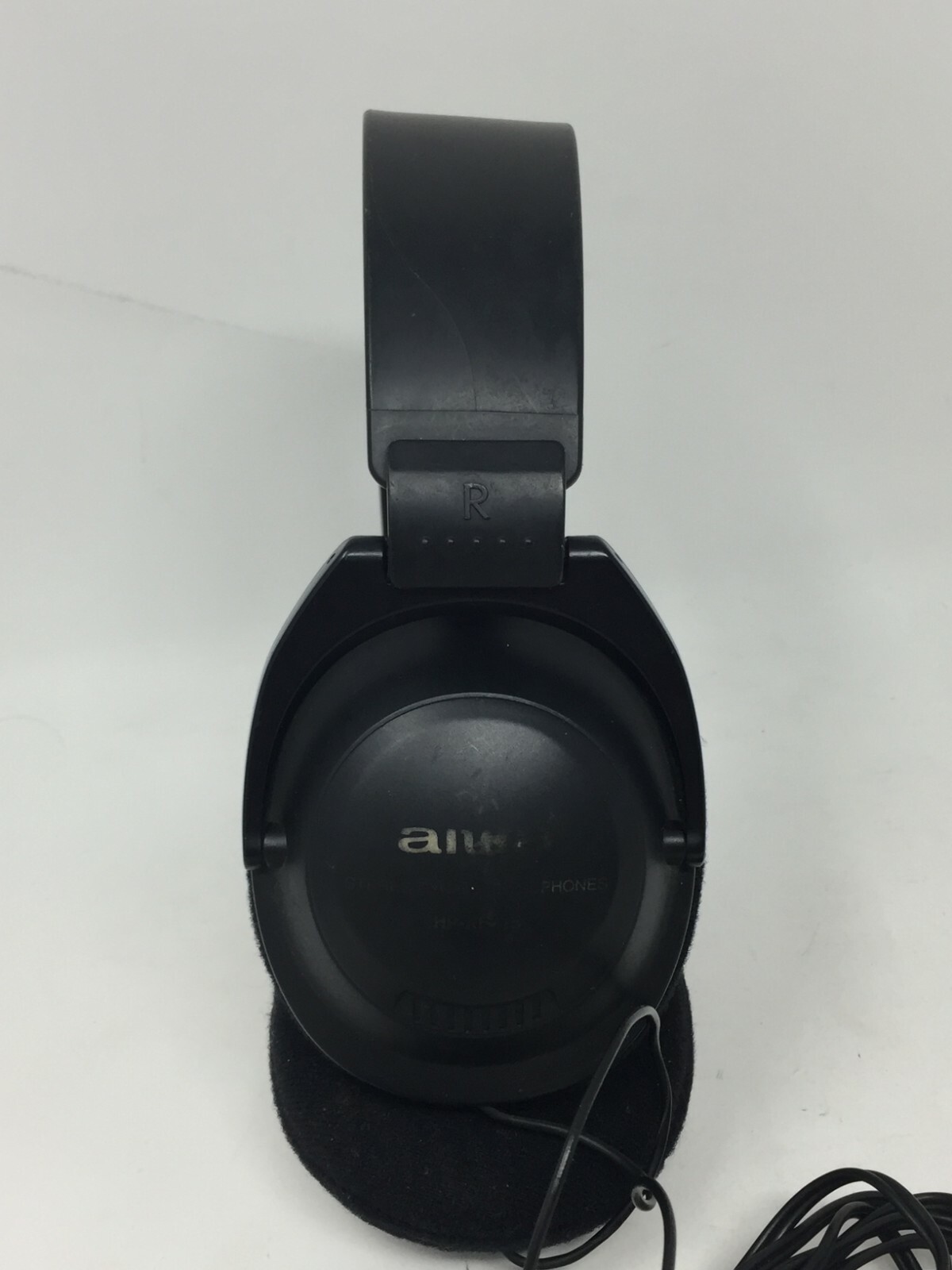 AIWA HP-XF215 Portable Foldable Padded Stereo Over Ear Headphones 2.5 mm Jack