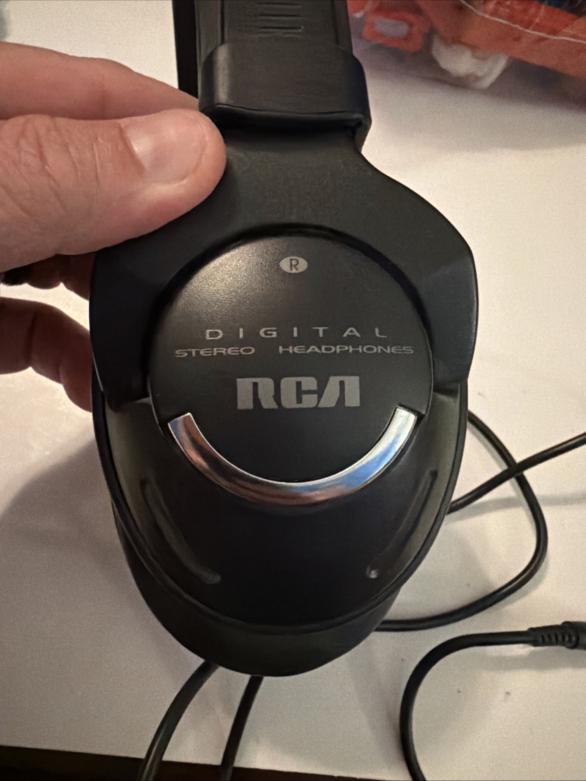 RCA Artek Vintage Over The Ear Wired Headphones with 3mm Jack