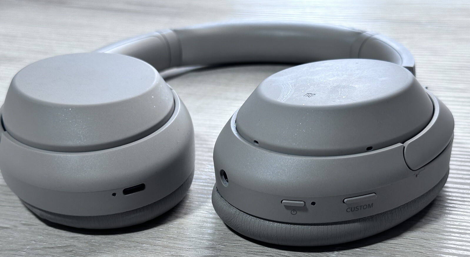 Sony WH-1000XM4/B Wireless Noise Canceling Overhead Headphones Silver #9.4
