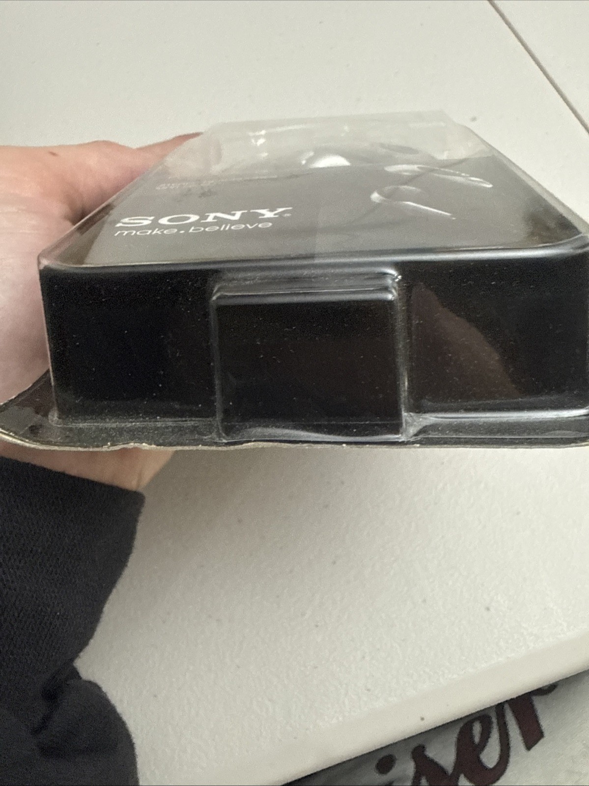 Sony Stereo Headphones MDR-E828LP NEW IN THE BOX