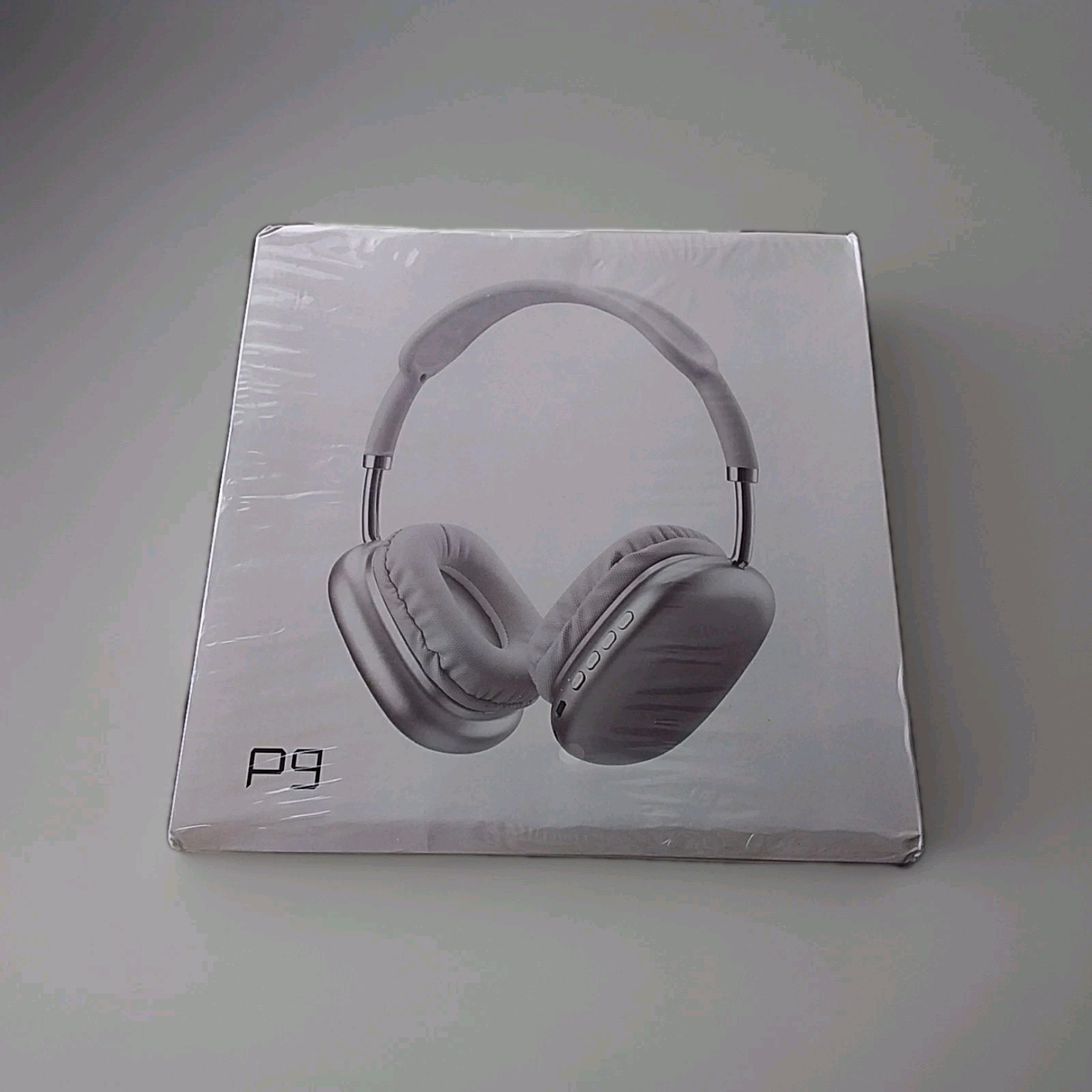 Model P9 Bluetooth Headset Headphones 50mm HiFi Dynamic Coil Speaker NEW IN BOX