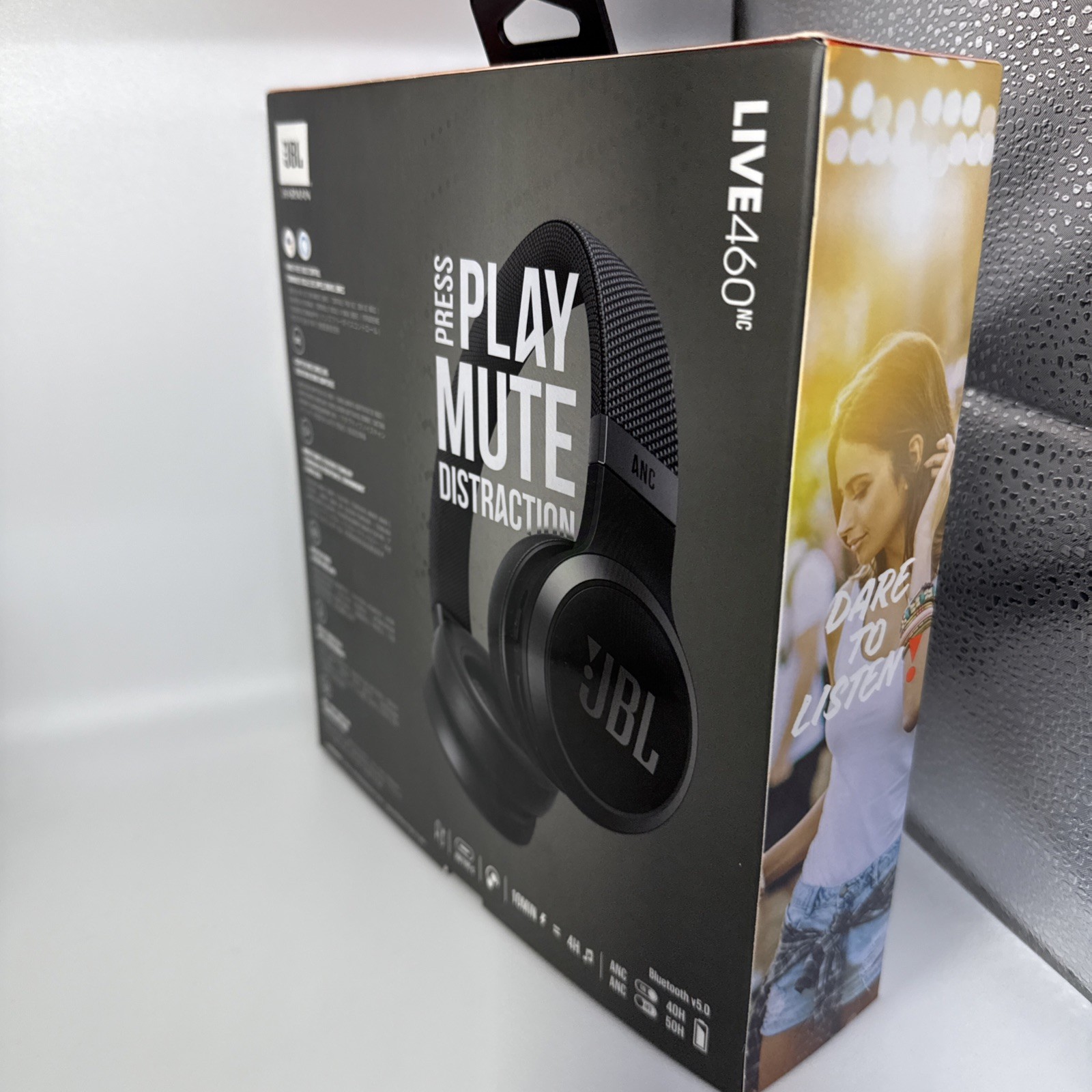 JBL Live 460NC Wireless On-Ear Noise-Cancelling Headphones – Black