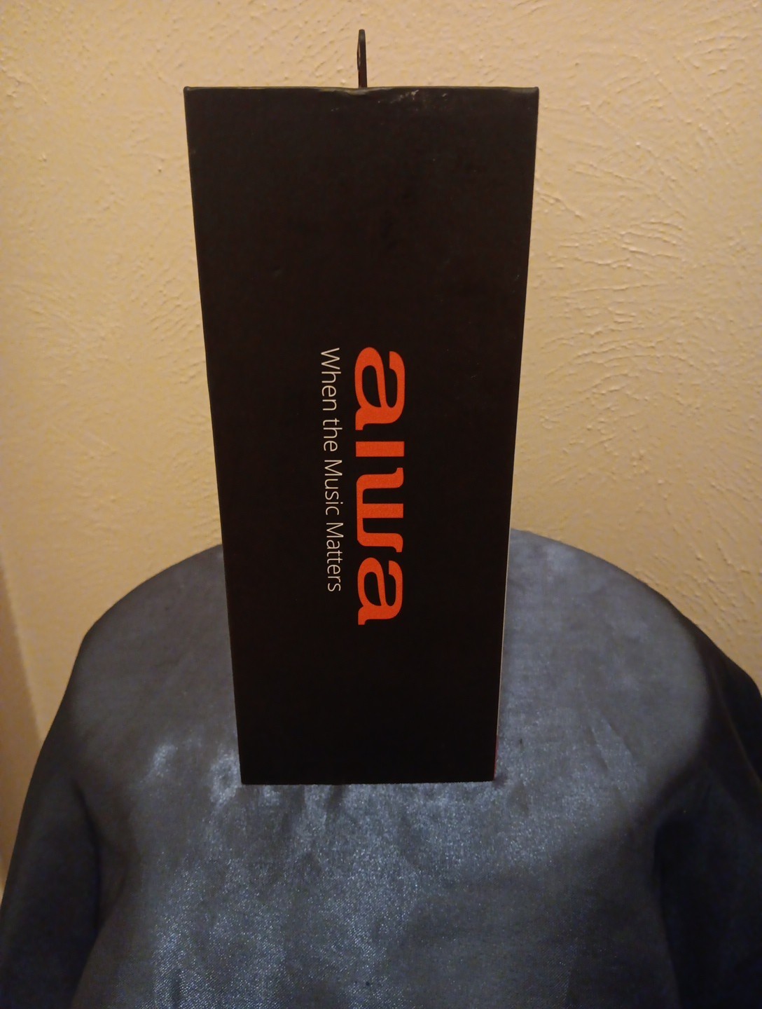 Aiwa Over-ear Wireless Headphones with Adjustable Headband. Up to 30 Hours New